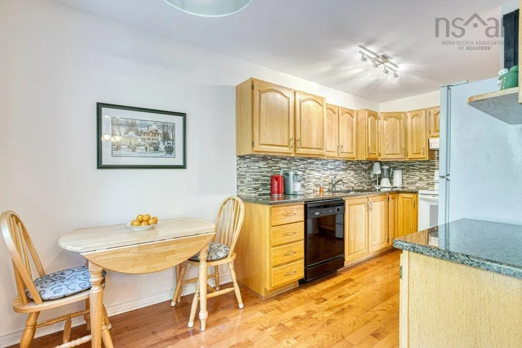51 Brookshire Court, Bedford, NS B4A 4E2, 3 Bedrooms Bedrooms, ,2 BathroomsBathrooms,Residential,For Sale,Brookshire,202522331
