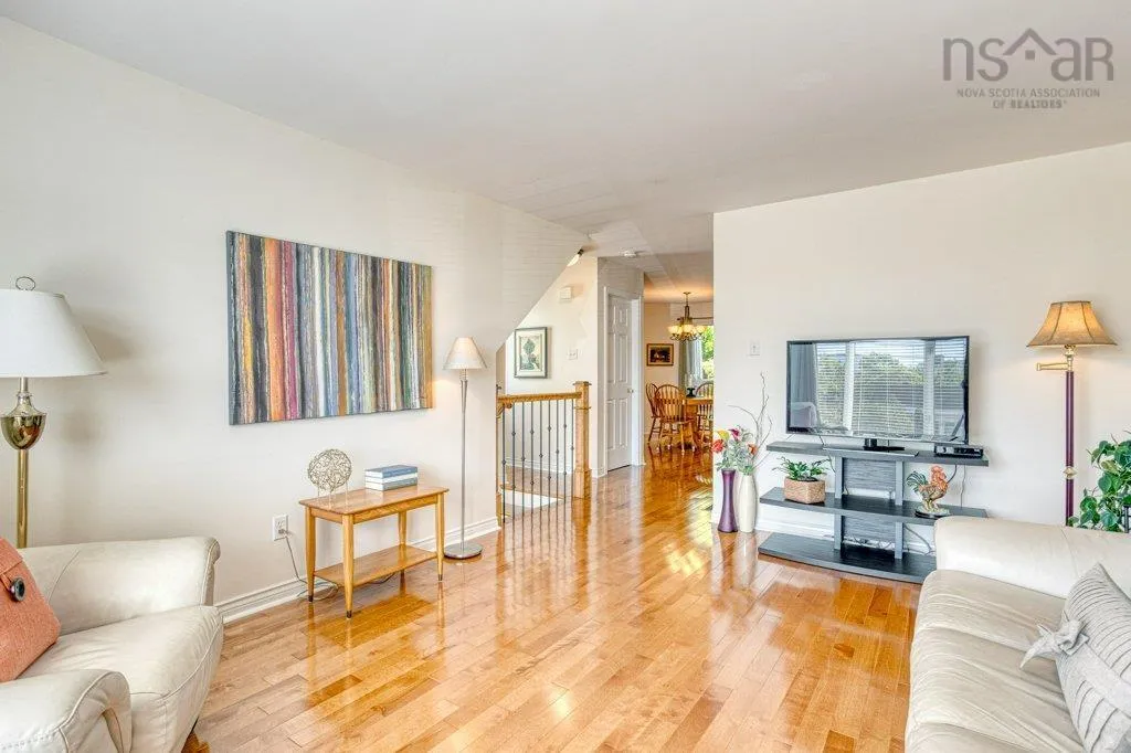51 Brookshire Court, Bedford, NS B4A 4E2, 3 Bedrooms Bedrooms, ,2 BathroomsBathrooms,Residential,For Sale,Brookshire,202522331