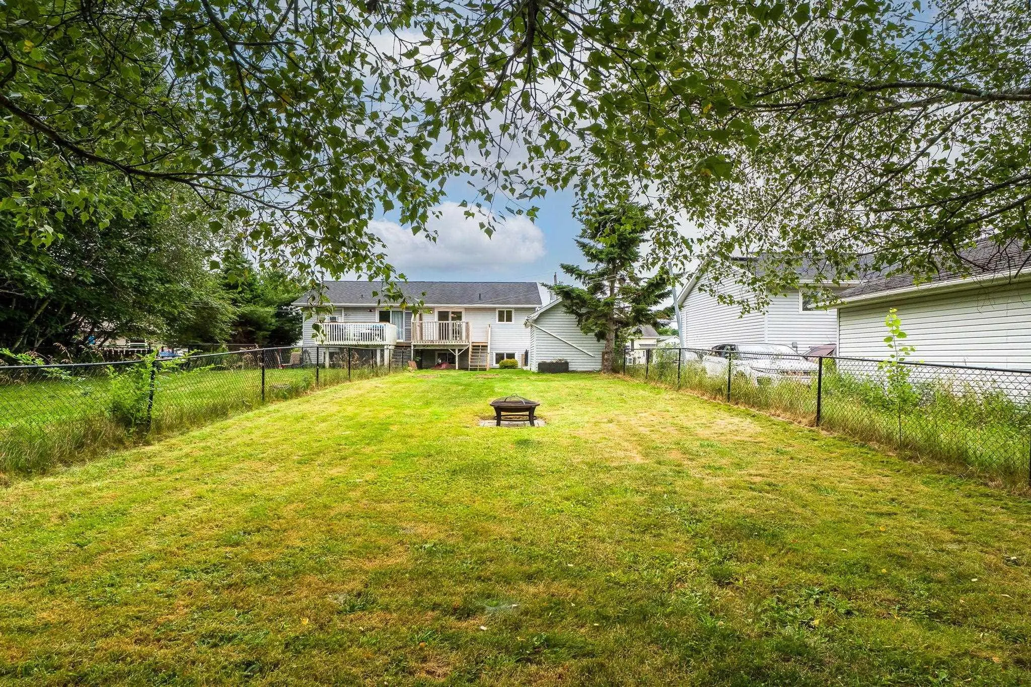 47 Armoyan Drive, Lower Sackville, NS B4C 3V9, 3 Bedrooms Bedrooms, ,1 BathroomBathrooms,Residential,For Sale,Armoyan,202518123