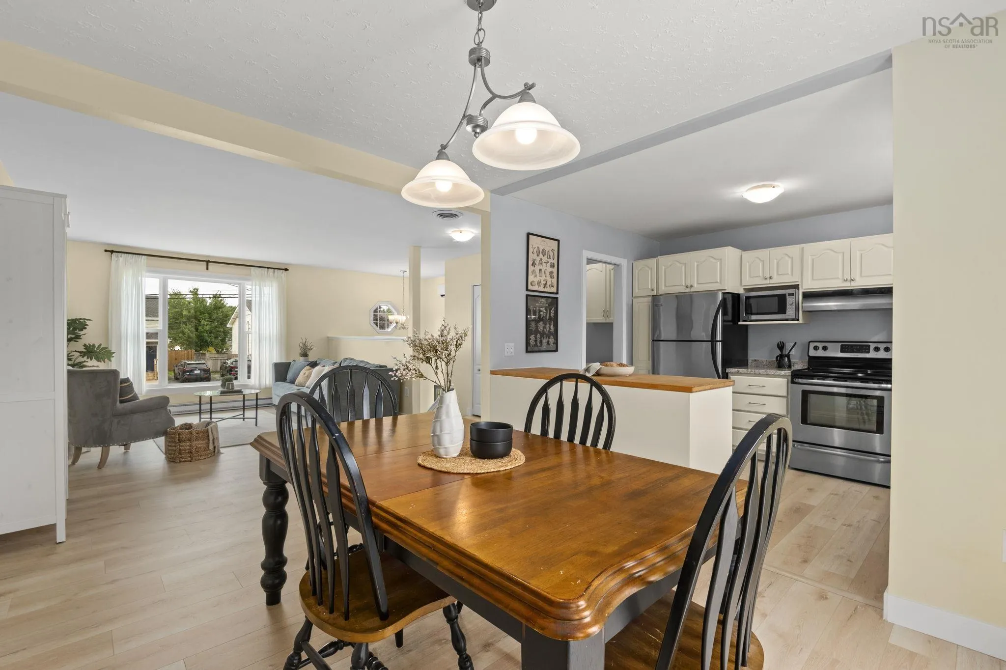 47 Armoyan Drive, Lower Sackville, NS B4C 3V9, 3 Bedrooms Bedrooms, ,1 BathroomBathrooms,Residential,For Sale,Armoyan,202518123