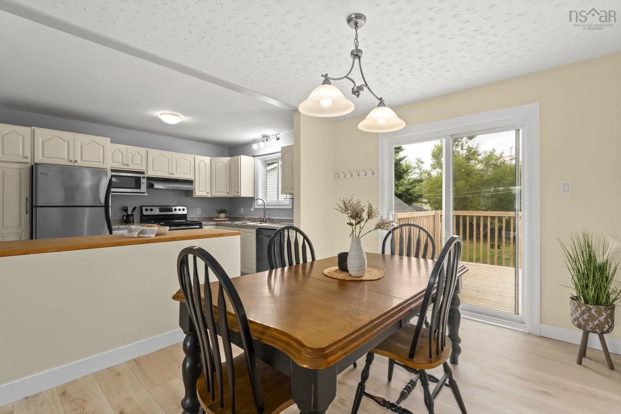 47 Armoyan Drive, Lower Sackville, NS B4C 3V9, 3 Bedrooms Bedrooms, ,1 BathroomBathrooms,Residential,For Sale,Armoyan,202518123