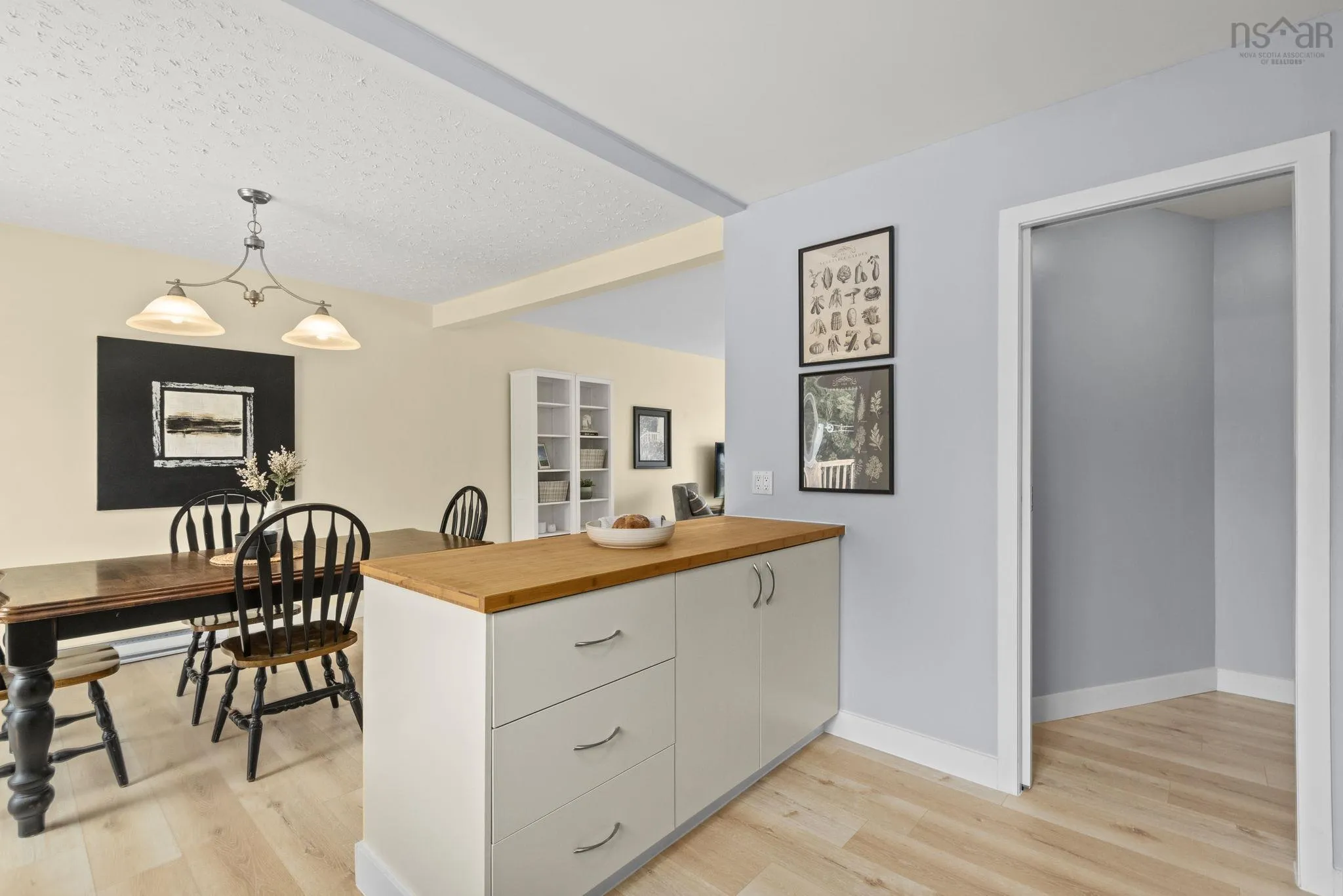 47 Armoyan Drive, Lower Sackville, NS B4C 3V9, 3 Bedrooms Bedrooms, ,1 BathroomBathrooms,Residential,For Sale,Armoyan,202518123
