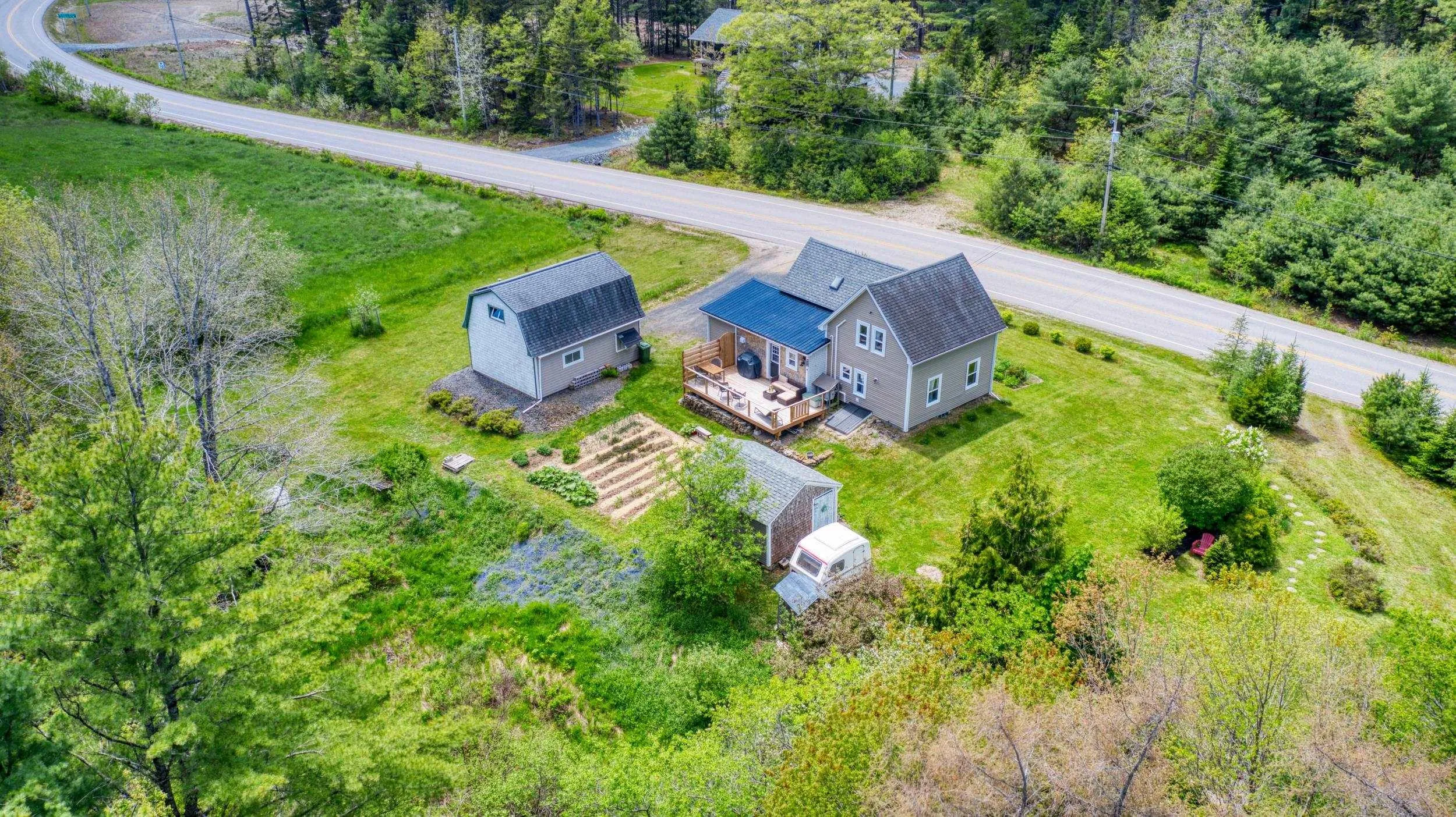 824 Pine Grove Road, Pine Grove, NS B0J 2C0, 2 Bedrooms Bedrooms, ,2 BathroomsBathrooms,Residential,For Sale,Pine Grove,202513036