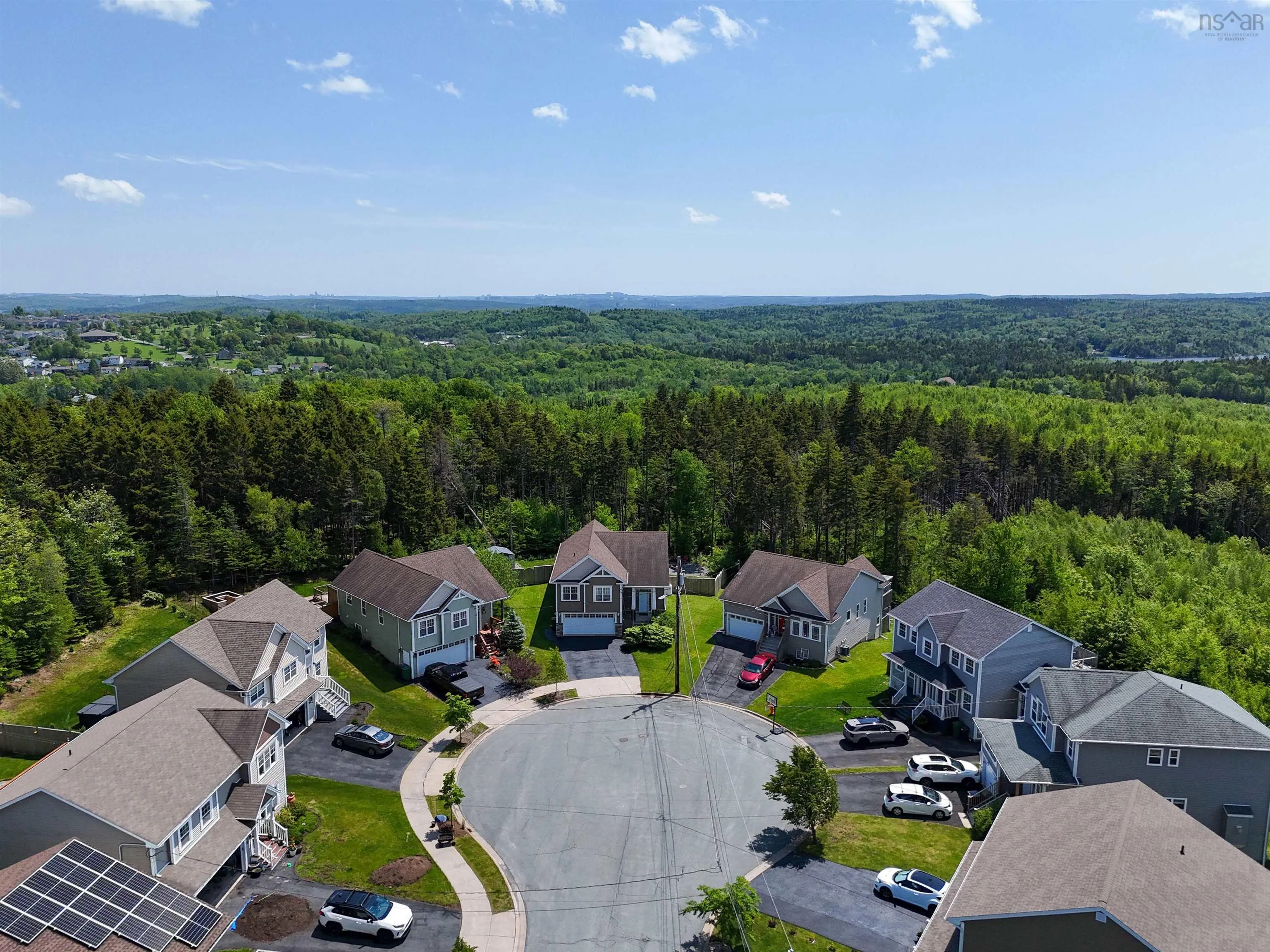 34 Barnsley Court, Middle Sackville, NS B4E 0H3, 3 Bedrooms Bedrooms, ,3 BathroomsBathrooms,Residential,For Sale,Barnsley,202521346