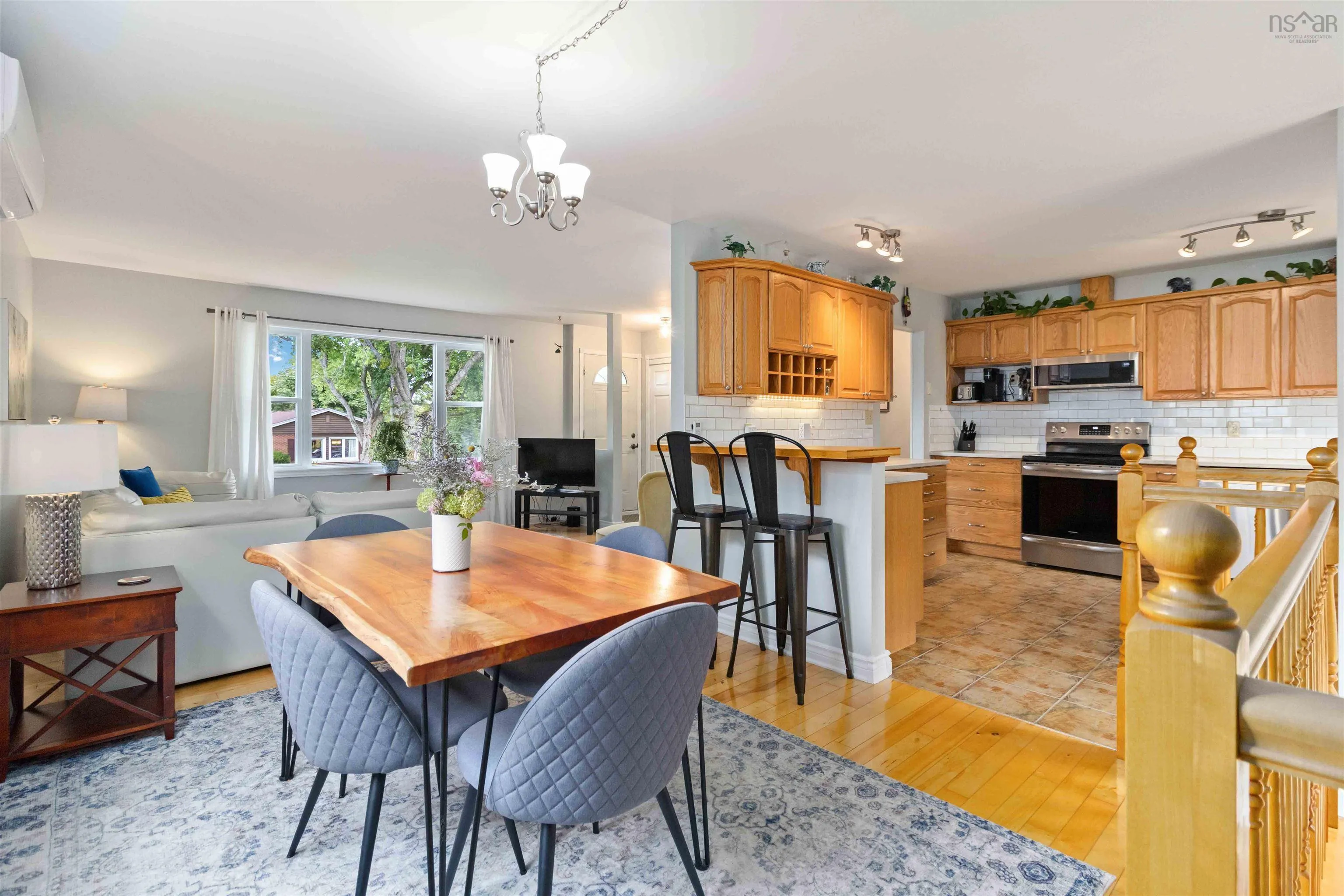 96 Attwood Crescent, Dartmouth, NS B2V 1G7, 4 Bedrooms Bedrooms, ,2 BathroomsBathrooms,Residential,For Sale,Attwood,202523793