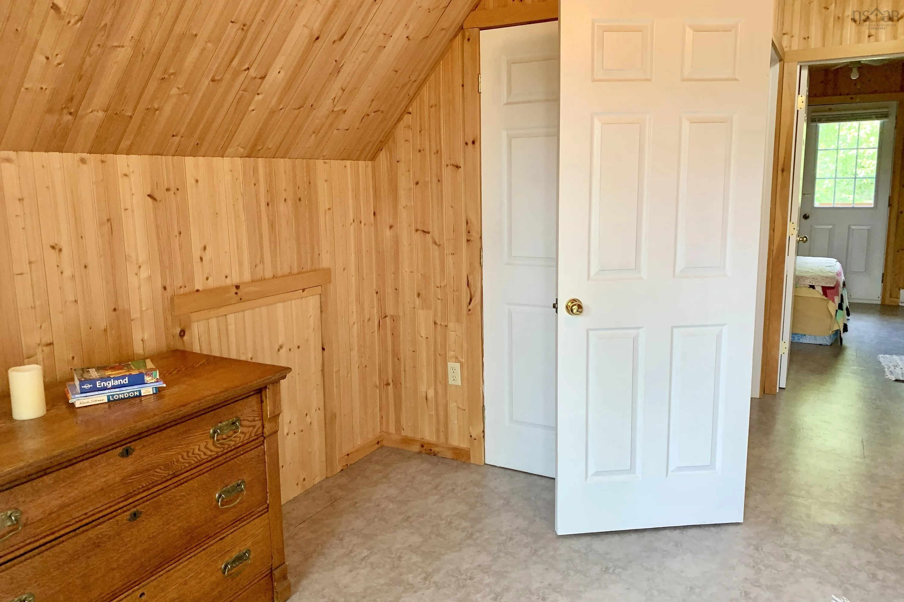 24 Mitchell Island Loop, Linden, NS B0K 1K0, 2 Bedrooms Bedrooms, ,2 BathroomsBathrooms,Residential,For Sale,Mitchell Island,202519347