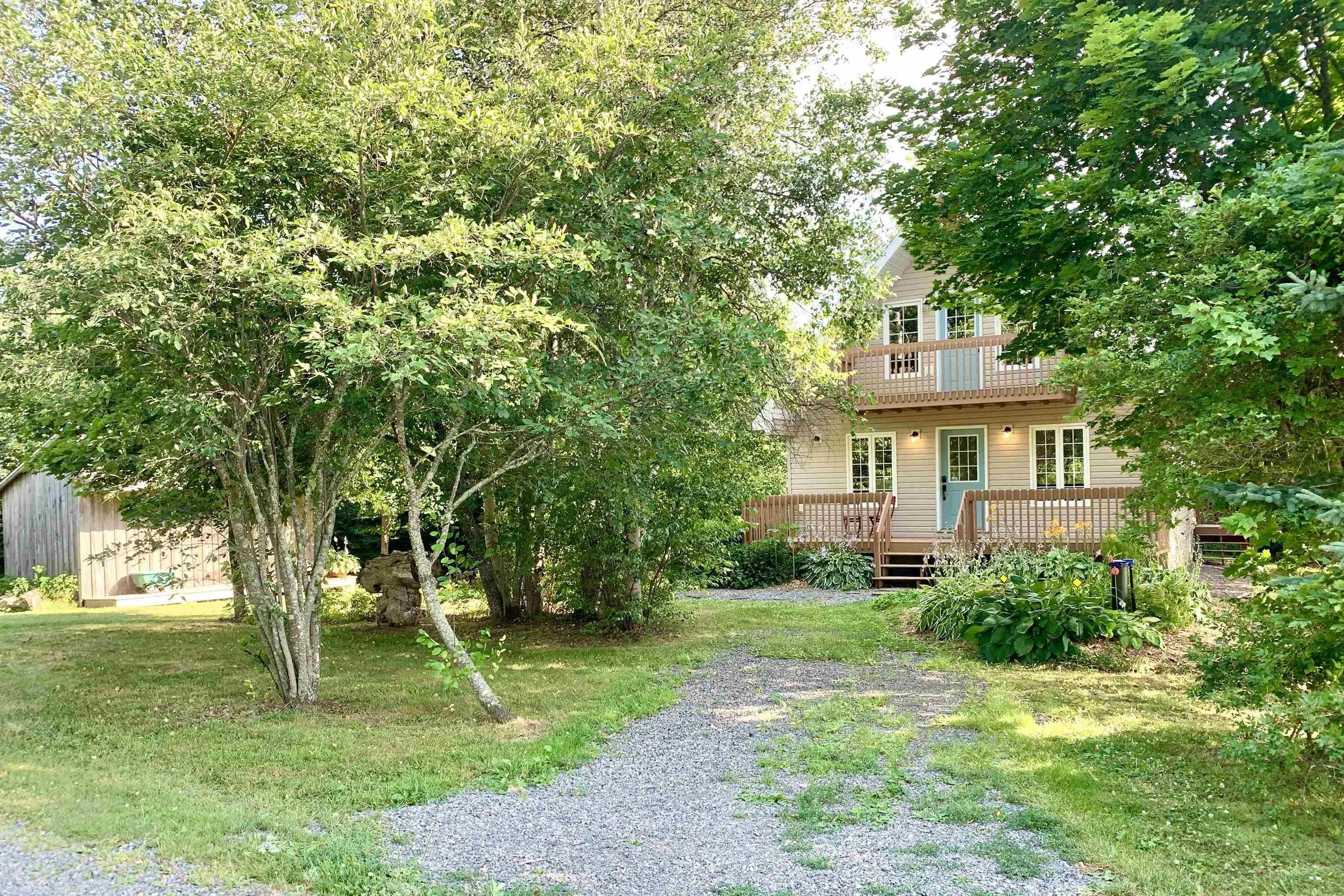 24 Mitchell Island Loop, Linden, NS B0K 1K0, 2 Bedrooms Bedrooms, ,2 BathroomsBathrooms,Residential,For Sale,Mitchell Island,202519347