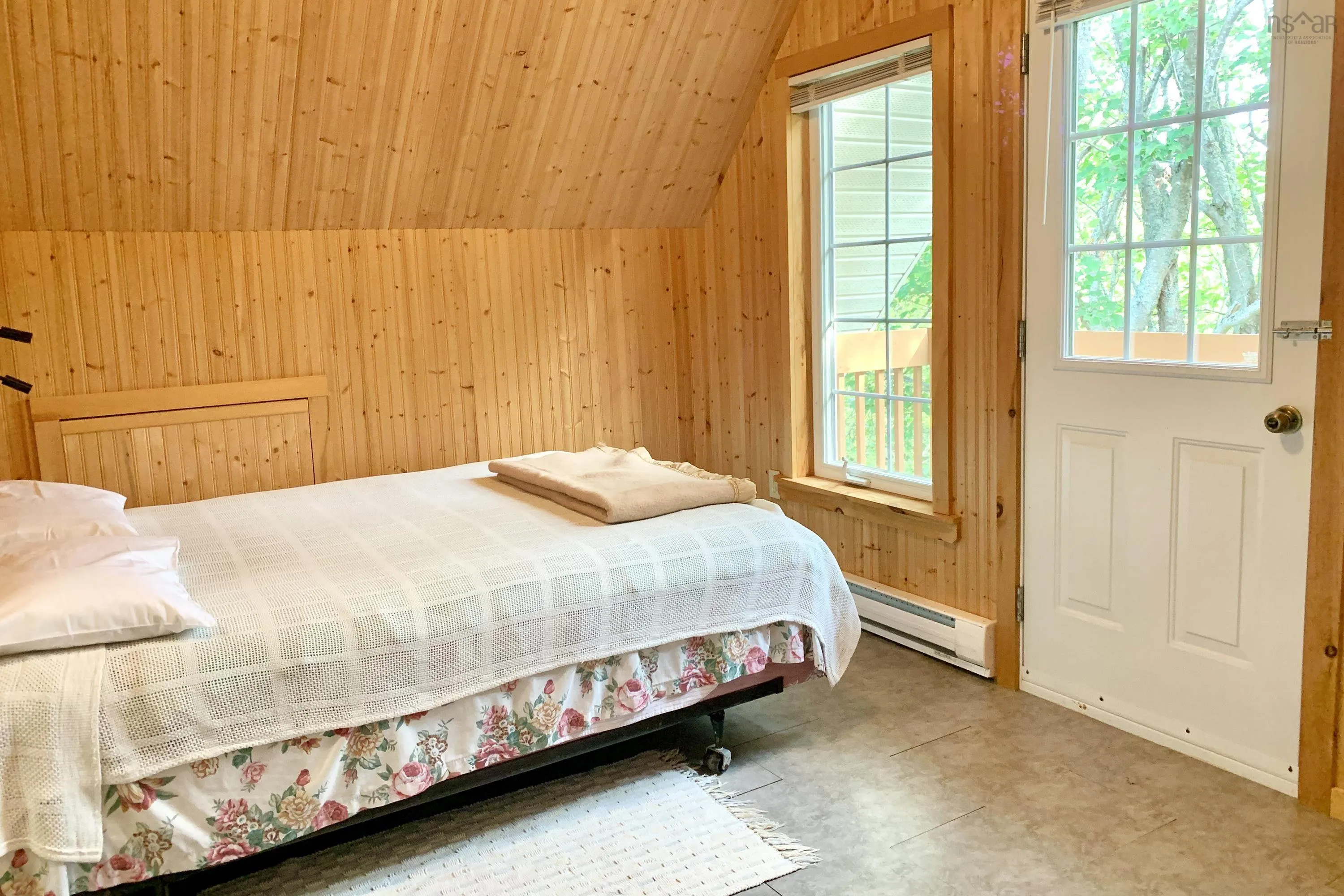 24 Mitchell Island Loop, Linden, NS B0K 1K0, 2 Bedrooms Bedrooms, ,2 BathroomsBathrooms,Residential,For Sale,Mitchell Island,202519347