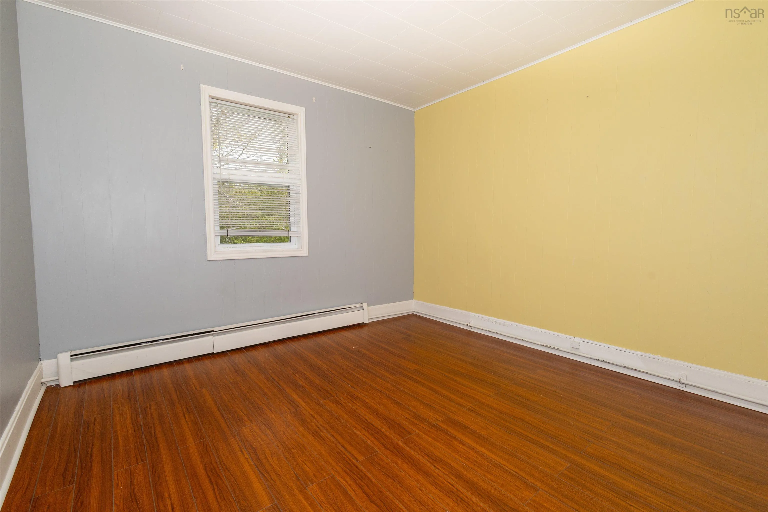 332 Townsend Street, Sydney, NS B1P 5G2, 4 Bedrooms Bedrooms, ,2 BathroomsBathrooms,Residential,For Sale,Townsend,202512953
