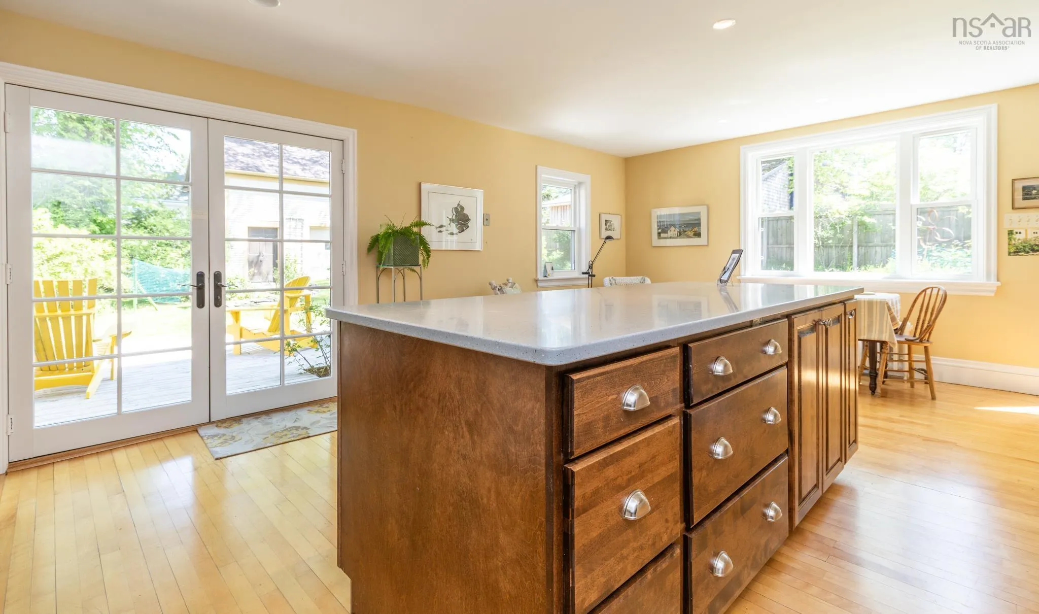 15 Elm Street, Yarmouth Ns B5a 2p8, 3 Bedrooms Bedrooms, ,3 BathroomsBathrooms,Residential,For Sale,Elm Street,202313038