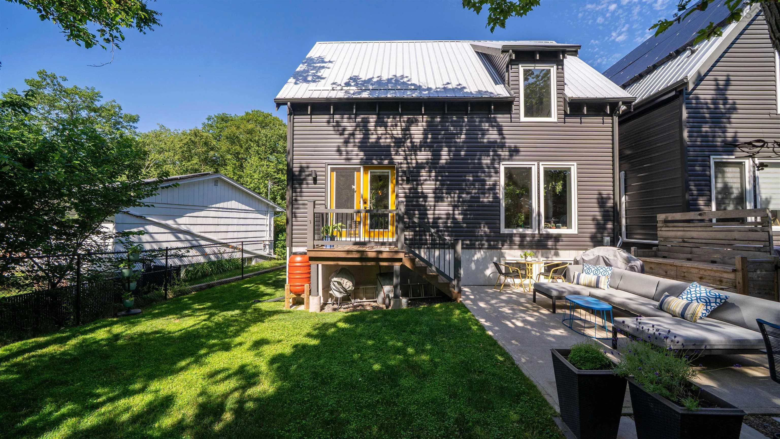 12 Knob Hill Crescent, Halifax, NS B3N 1R5, 2 Bedrooms Bedrooms, ,2 BathroomsBathrooms,Residential,For Sale,Knob Hill,202519641
