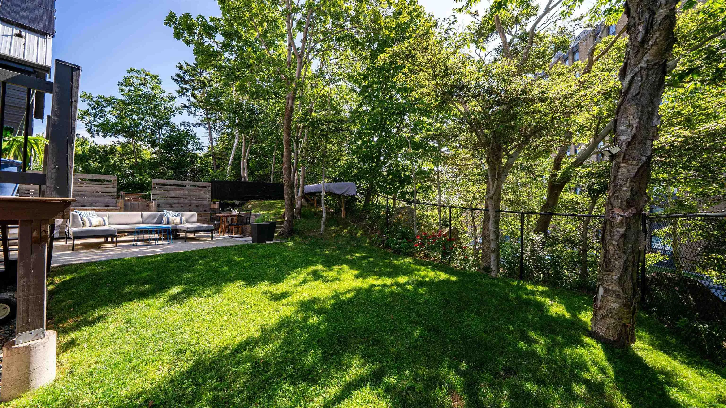 12 Knob Hill Crescent, Halifax, NS B3N 1R5, 2 Bedrooms Bedrooms, ,2 BathroomsBathrooms,Residential,For Sale,Knob Hill,202519641