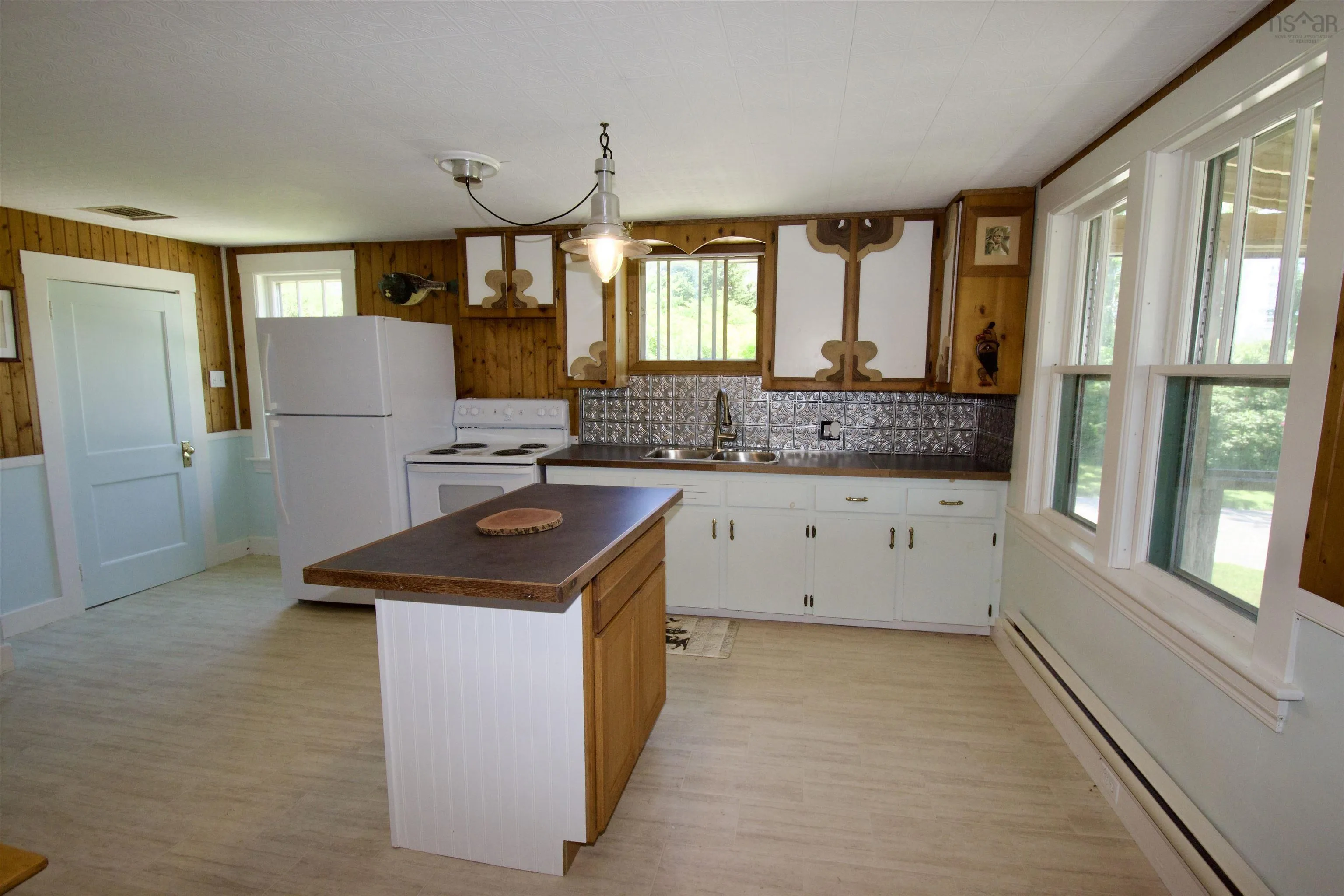 2450 West Sable Road, Little Harbour, NS B0T 1V0, 3 Bedrooms Bedrooms, ,1 BathroomBathrooms,Residential,For Sale,West Sable,202519220