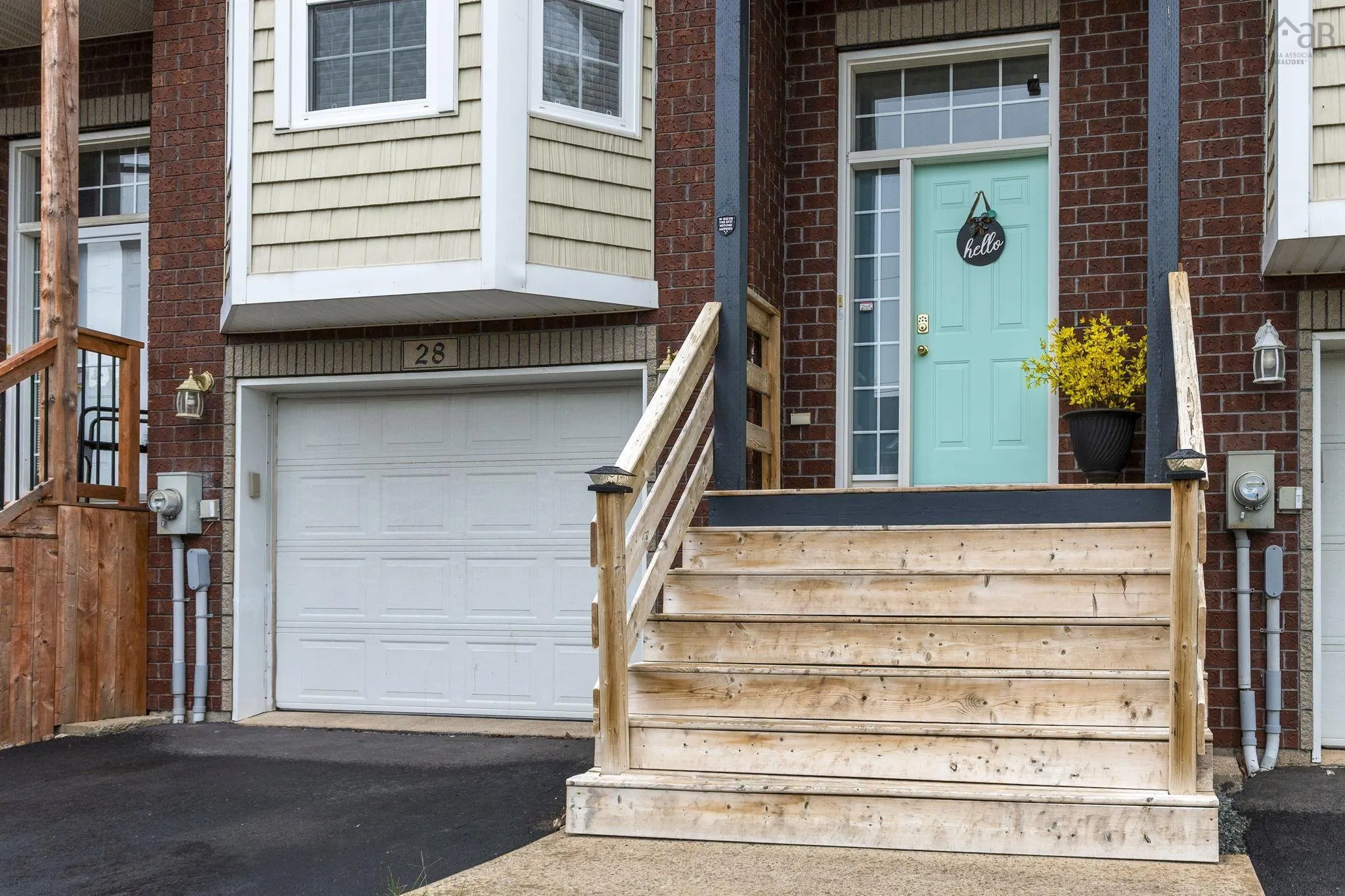 28 Surrey Way, Dartmouth, NS B2W 6R7, 3 Bedrooms Bedrooms, ,3 BathroomsBathrooms,Residential,For Sale,Surrey Way,202523930
