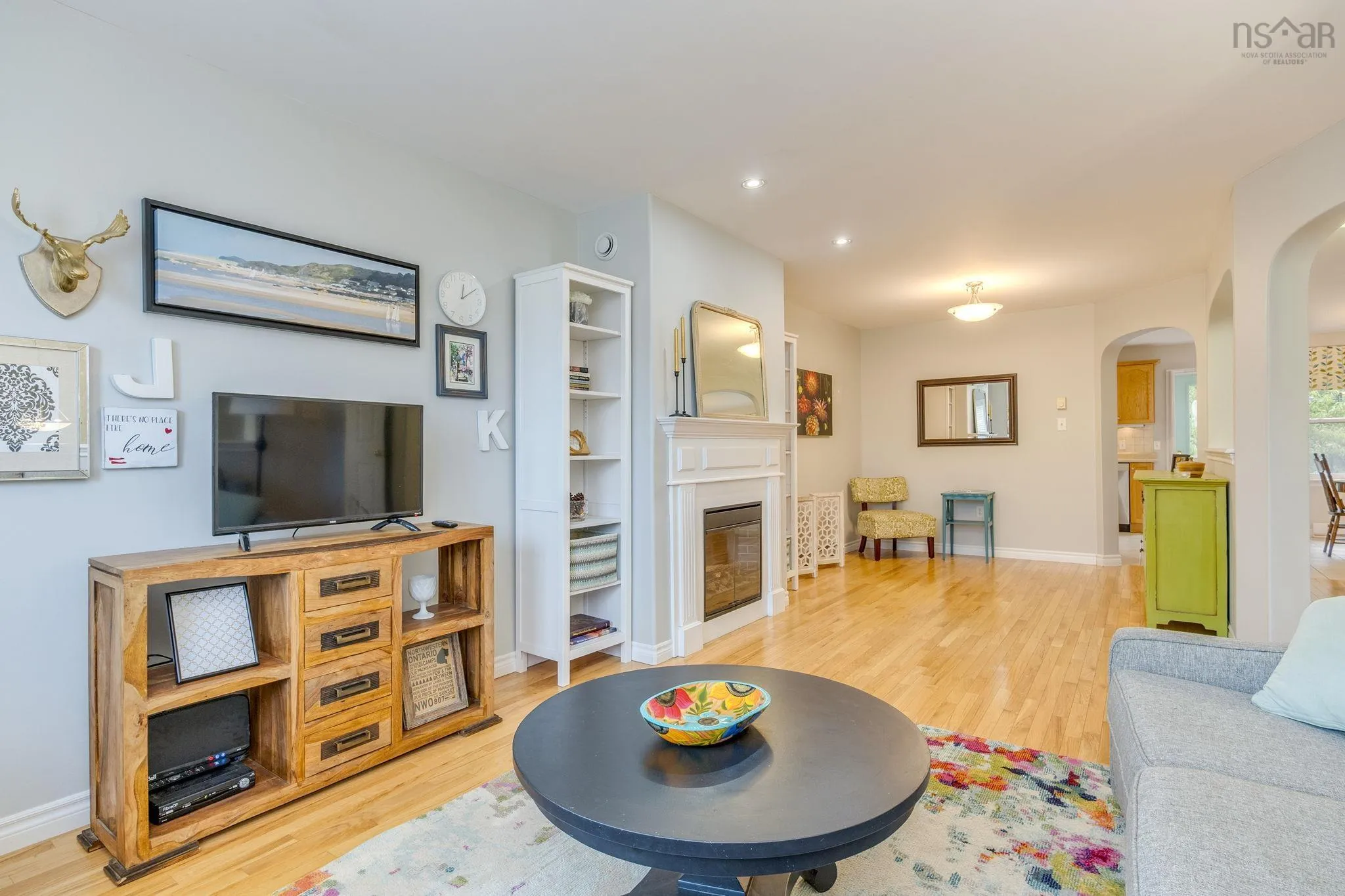 28 Surrey Way, Dartmouth, NS B2W 6R7, 3 Bedrooms Bedrooms, ,3 BathroomsBathrooms,Residential,For Sale,Surrey Way,202523930
