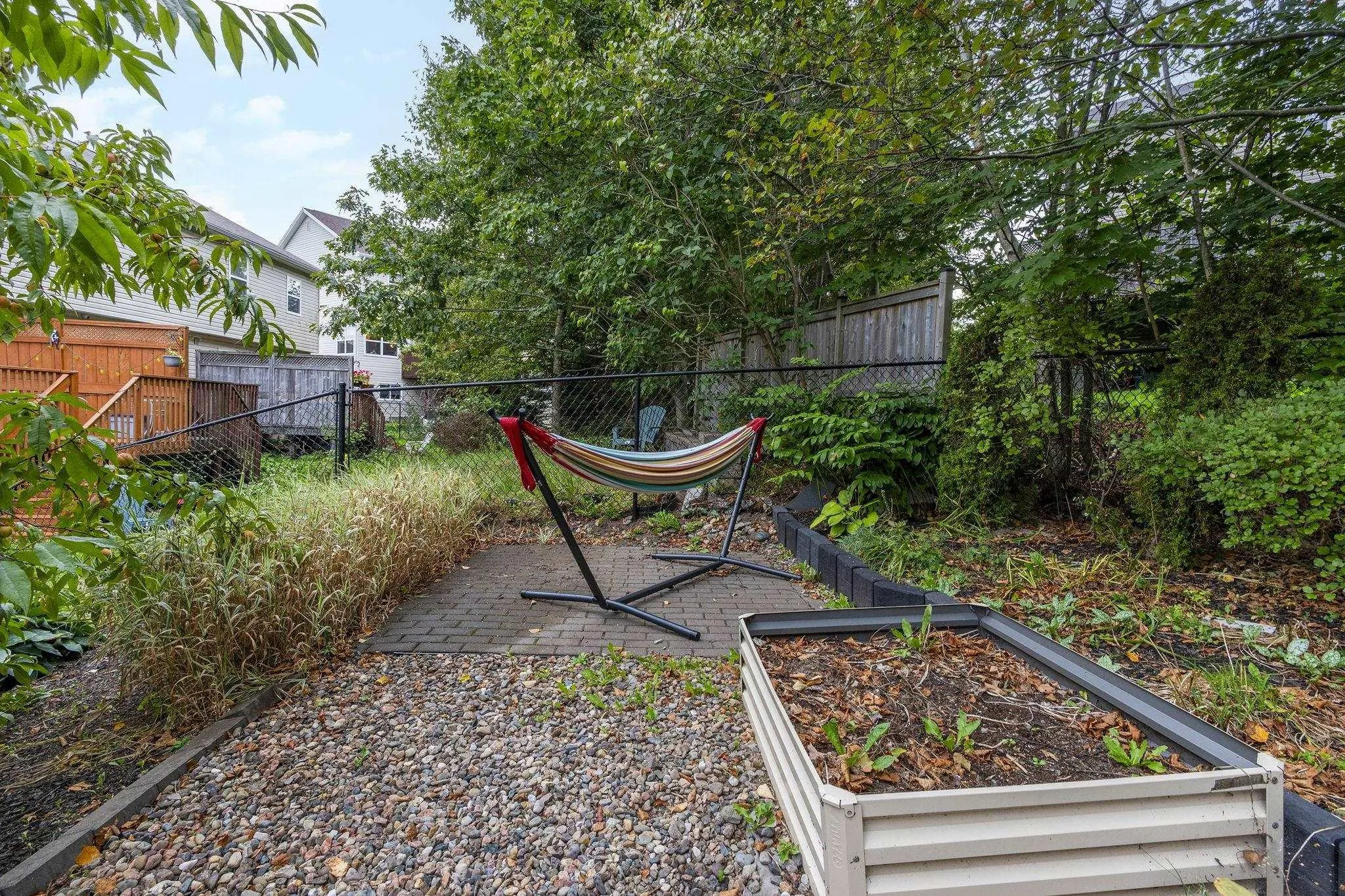 28 Surrey Way, Dartmouth, NS B2W 6R7, 3 Bedrooms Bedrooms, ,3 BathroomsBathrooms,Residential,For Sale,Surrey Way,202523930