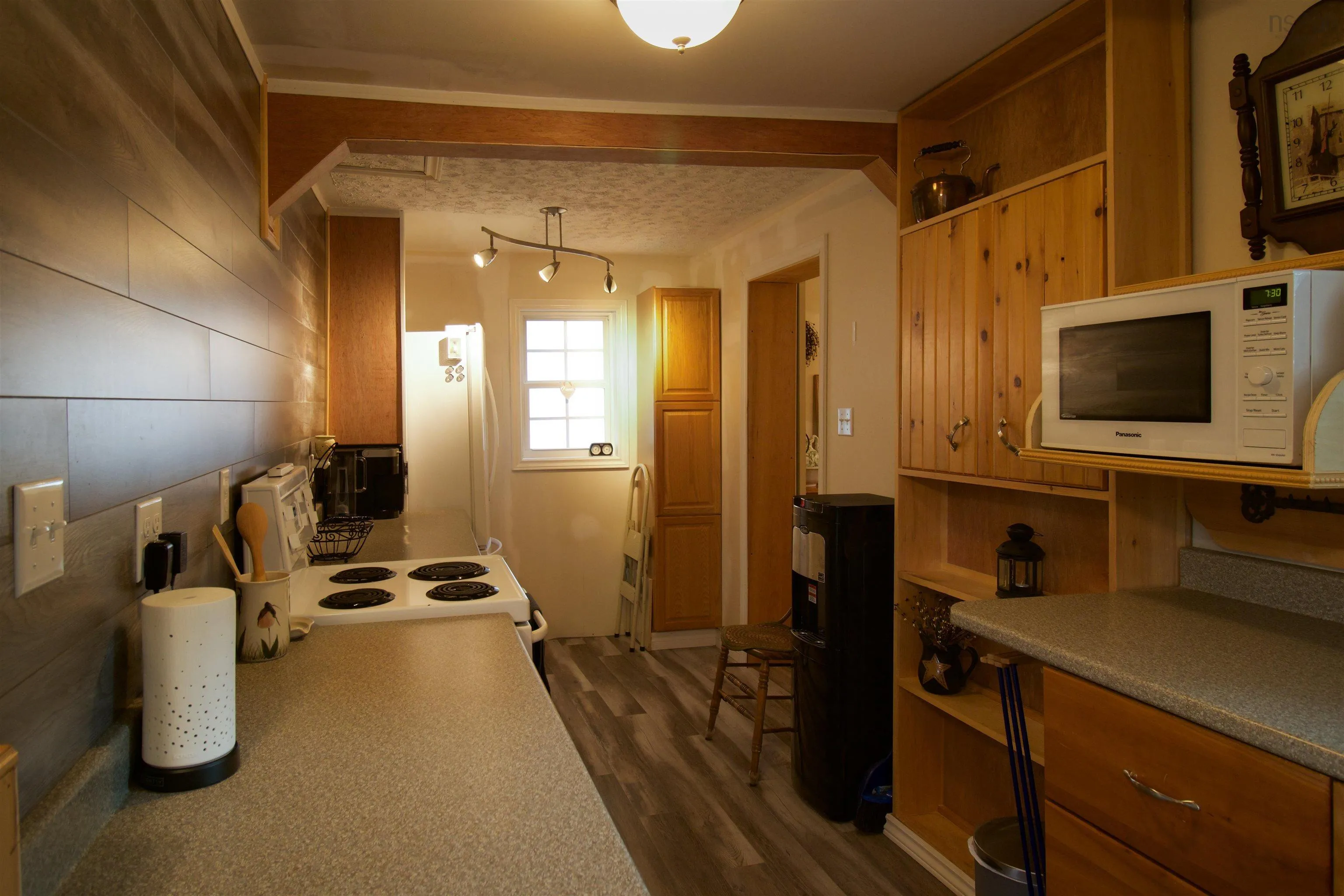 5 Johnson Road, Mount Uniacke Ns B0n 1z0, 1 Bedroom Bedrooms, ,1 BathroomBathrooms,Residential,For Sale,Johnson,202509346