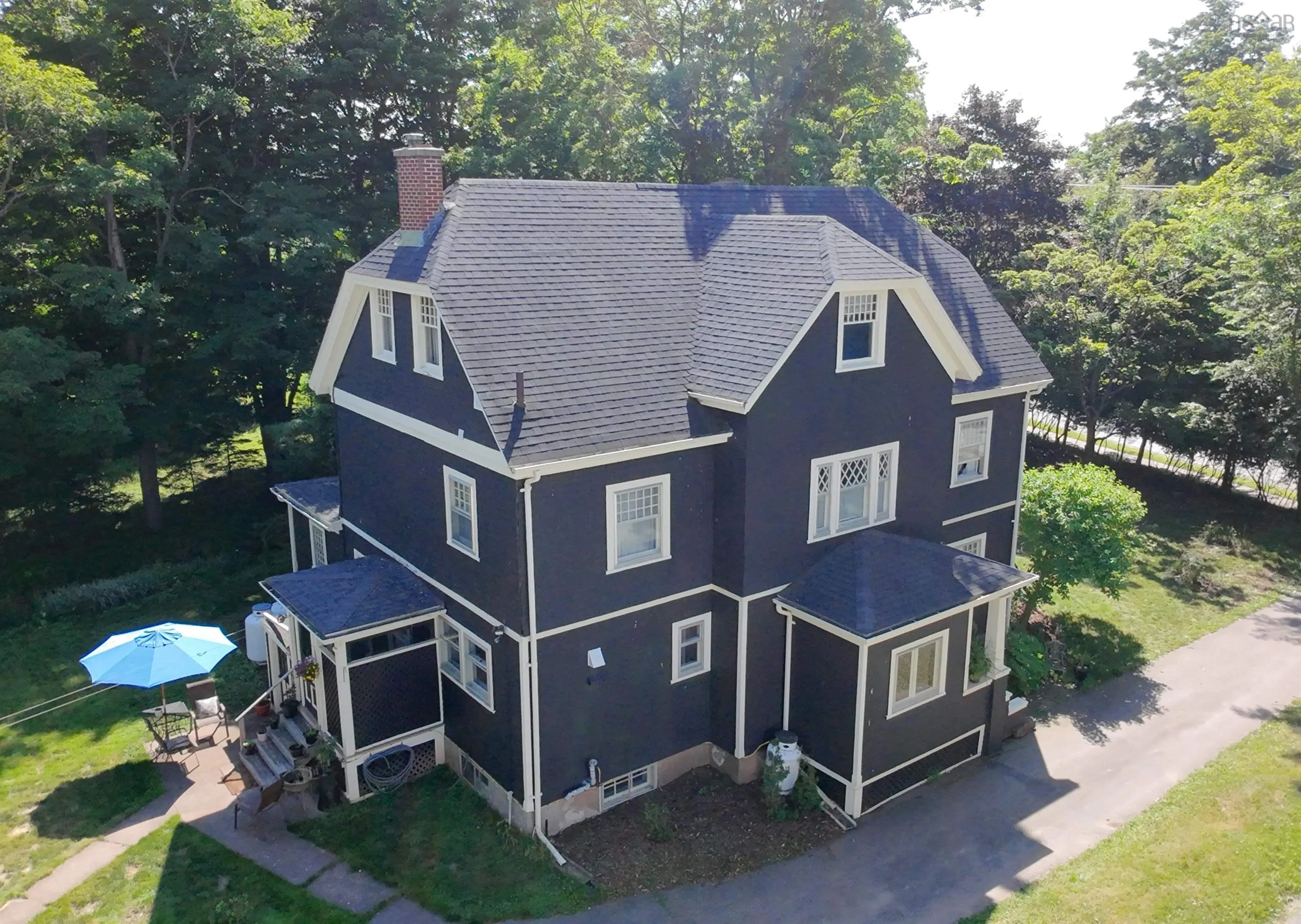 115 Willow Street, Truro, NS B2N 4Z8, 5 Bedrooms Bedrooms, ,2 BathroomsBathrooms,Residential,For Sale,Willow,202517719