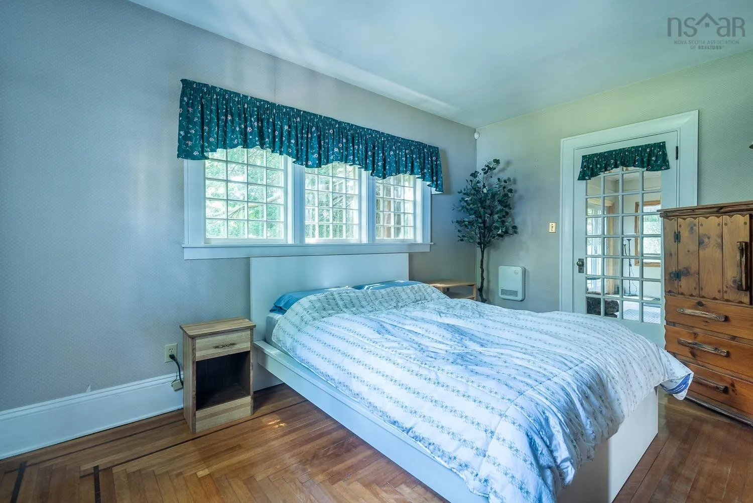 115 Willow Street, Truro, NS B2N 4Z8, 5 Bedrooms Bedrooms, ,2 BathroomsBathrooms,Residential,For Sale,Willow,202517719
