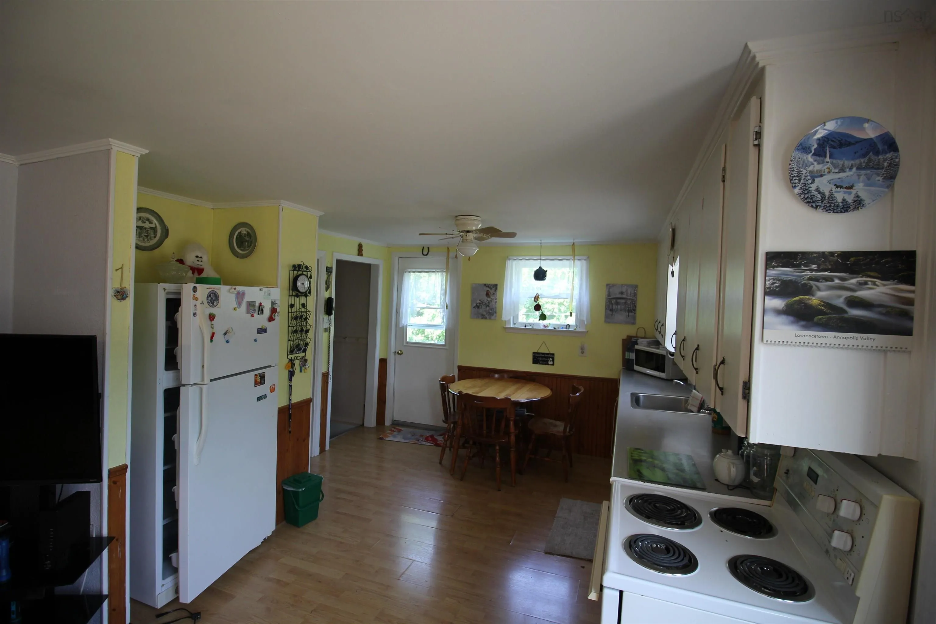 14621 Highway 1, Wilmot, NS B0P 1W0, 2 Bedrooms Bedrooms, ,1 BathroomBathrooms,Residential,For Sale,Highway 1,202520174