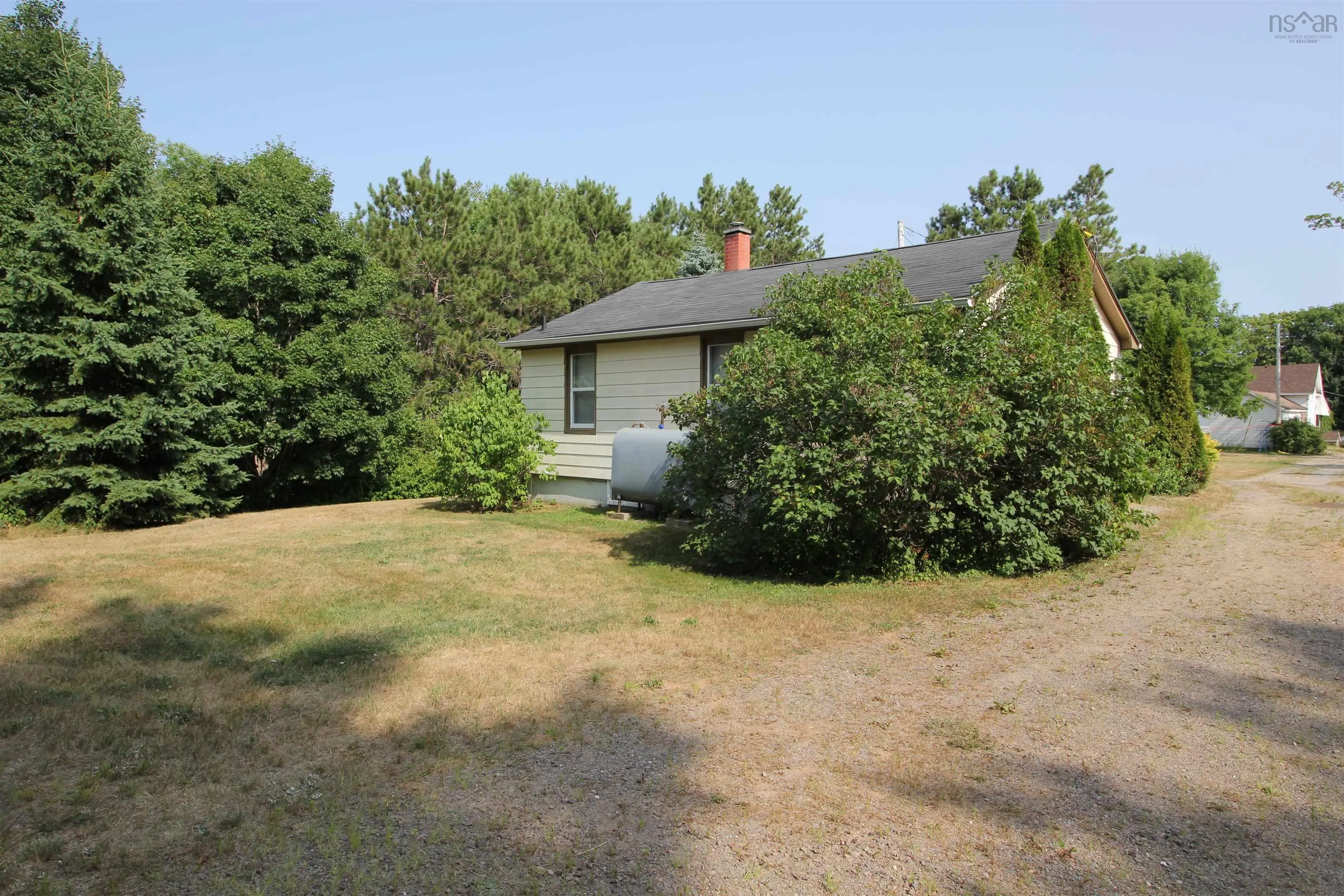 14621 Highway 1, Wilmot, NS B0P 1W0, 2 Bedrooms Bedrooms, ,1 BathroomBathrooms,Residential,For Sale,Highway 1,202520174