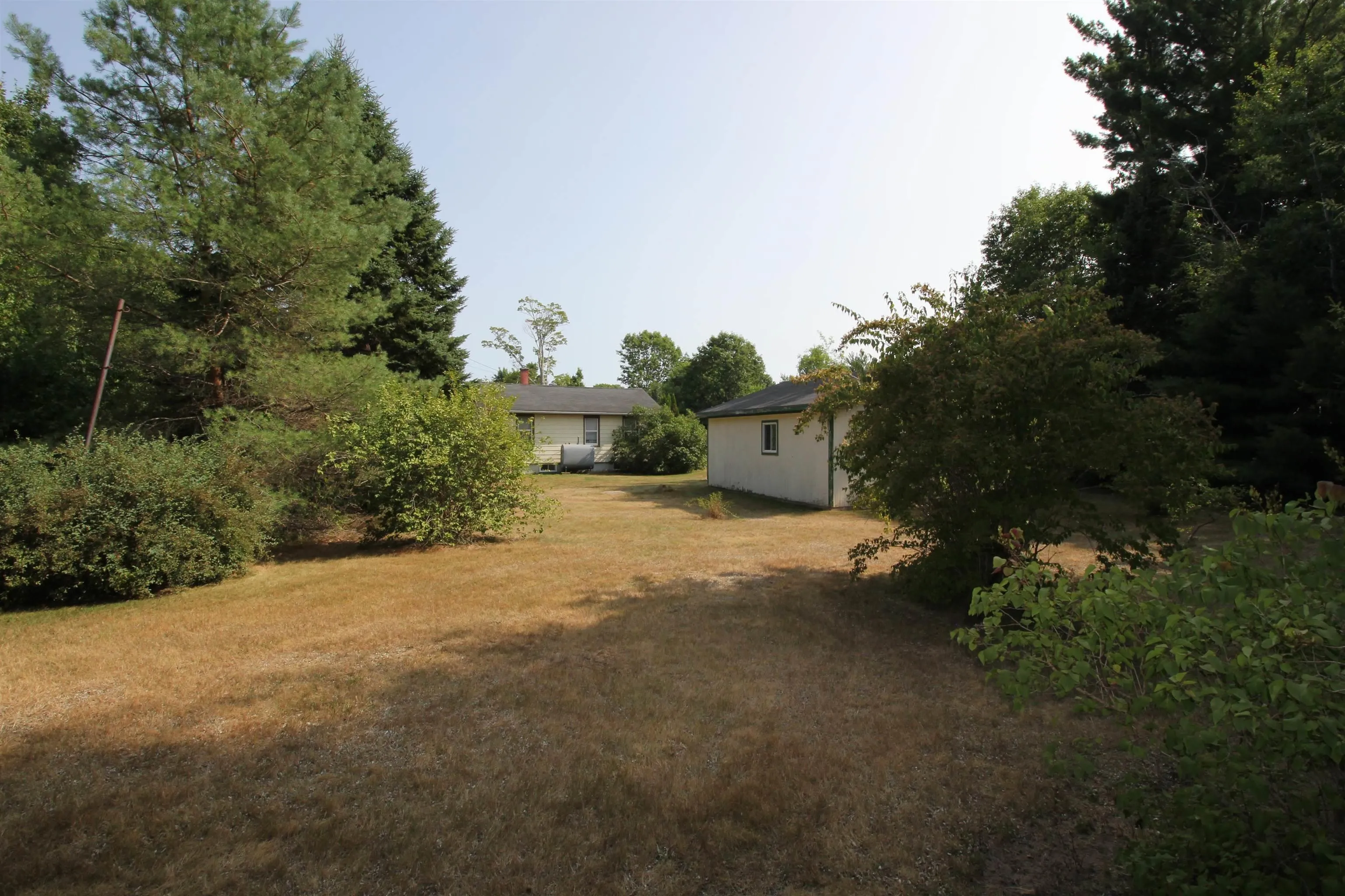 14621 Highway 1, Wilmot, NS B0P 1W0, 2 Bedrooms Bedrooms, ,1 BathroomBathrooms,Residential,For Sale,Highway 1,202520174