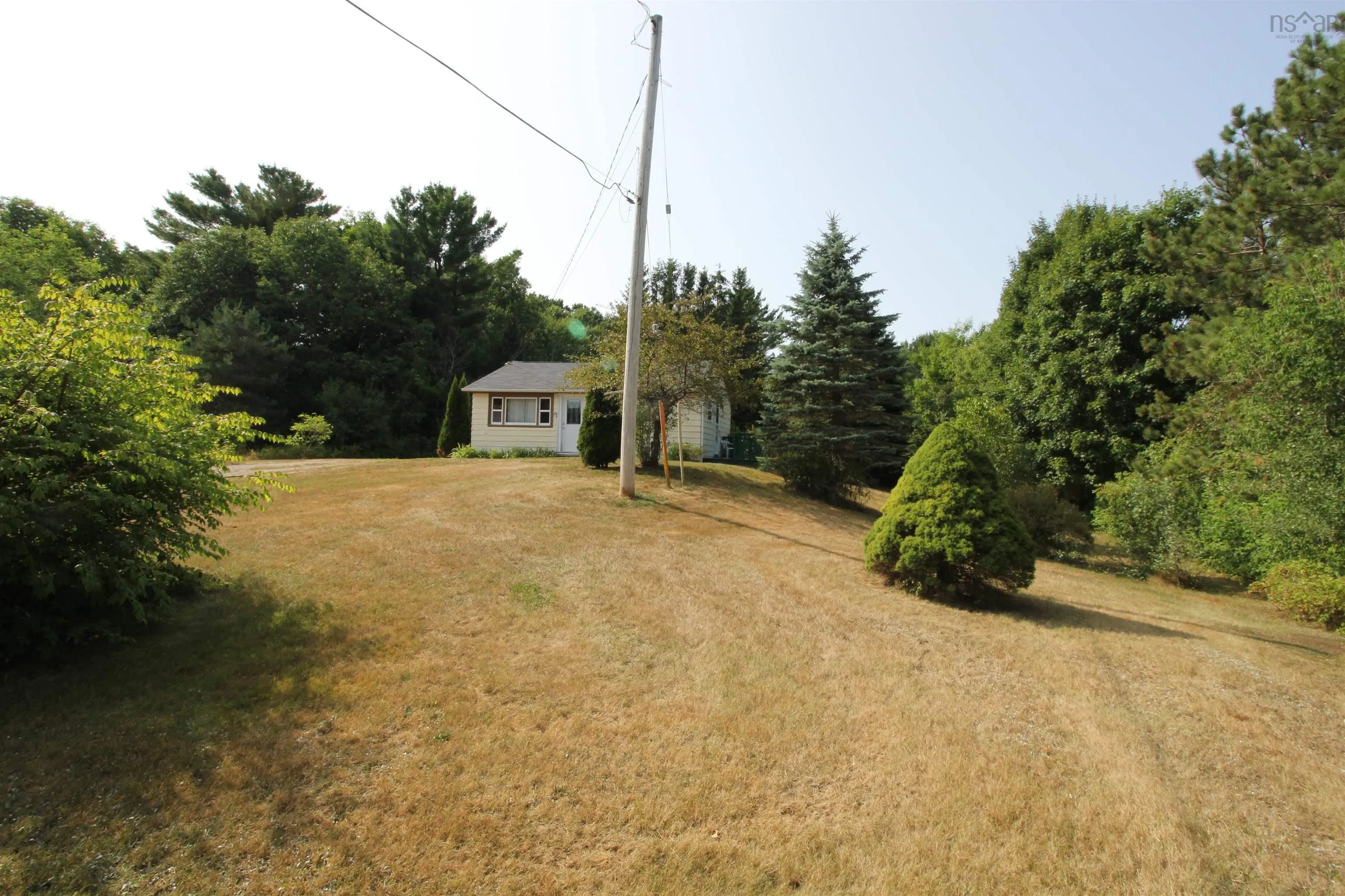 14621 Highway 1, Wilmot, NS B0P 1W0, 2 Bedrooms Bedrooms, ,1 BathroomBathrooms,Residential,For Sale,Highway 1,202520174