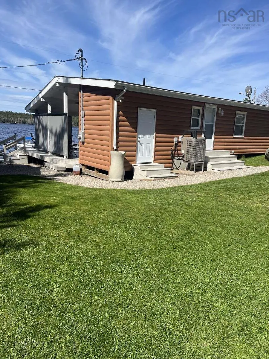 815 Mill Lake Road, Hubbards, NS B0J 1T0, 2 Bedrooms Bedrooms, ,1 BathroomBathrooms,Residential,For Sale,Mill Lake,202519993