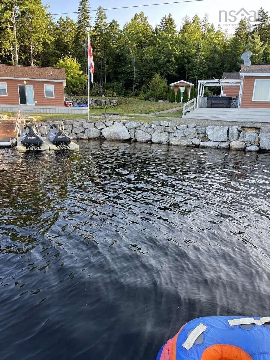 815 Mill Lake Road, Hubbards, NS B0J 1T0, 2 Bedrooms Bedrooms, ,1 BathroomBathrooms,Residential,For Sale,Mill Lake,202519993