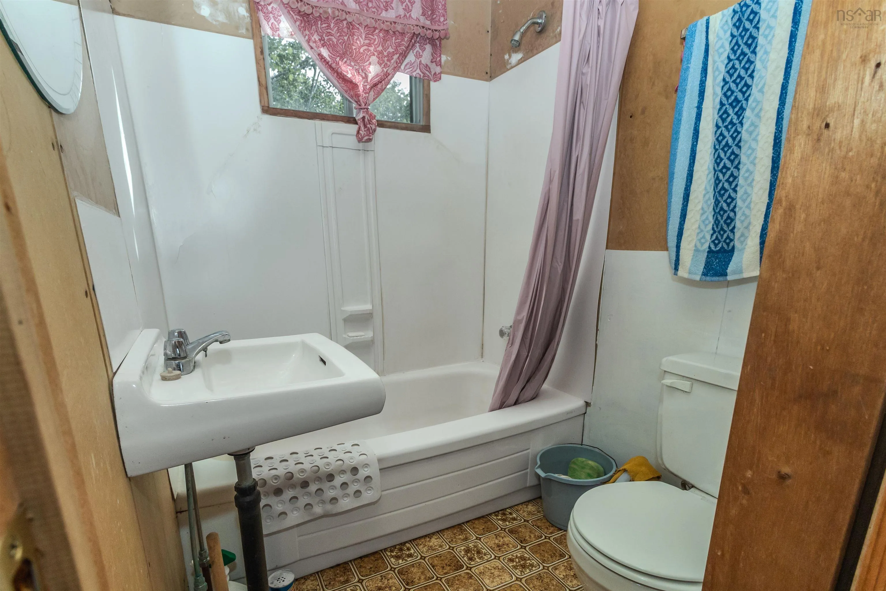 200 Campbell Street, Marion Bridge, NS B1K 2H4, 3 Bedrooms Bedrooms, ,1 BathroomBathrooms,Residential,For Sale,Campbell,202517737