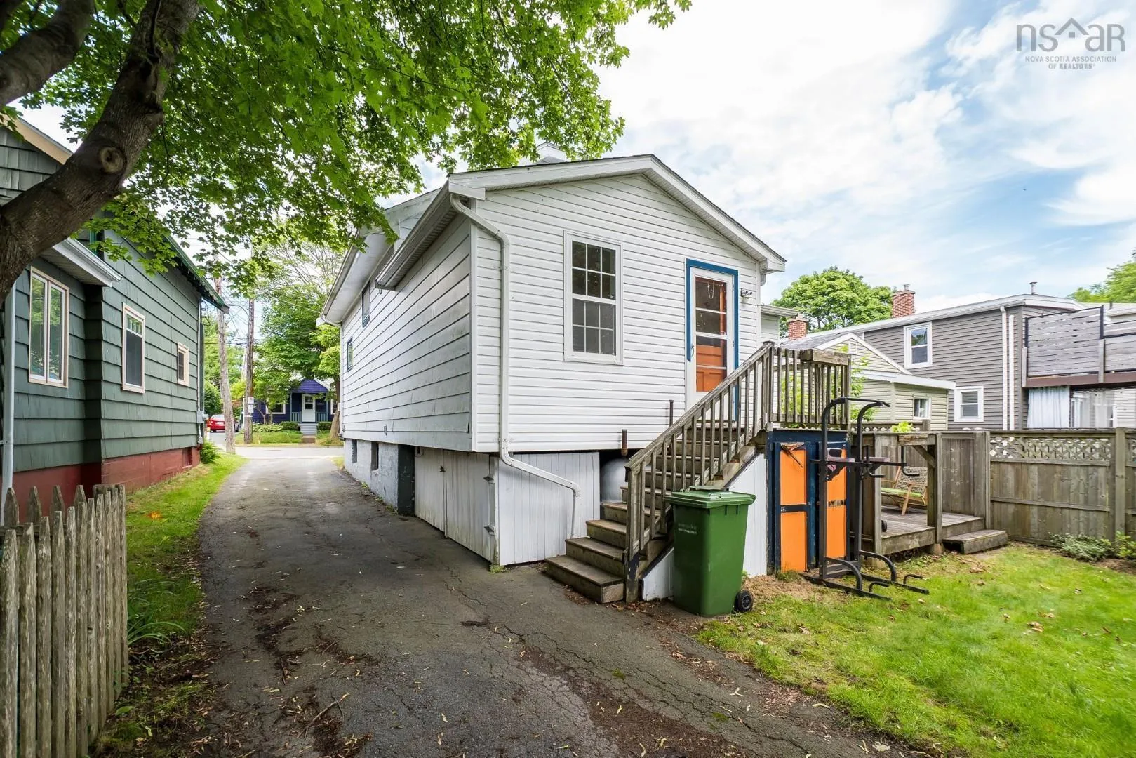 5658 Duffus Street, Halifax, NS B3K 2M6, 3 Bedrooms Bedrooms, ,1 BathroomBathrooms,Residential,For Sale,Duffus,202517677