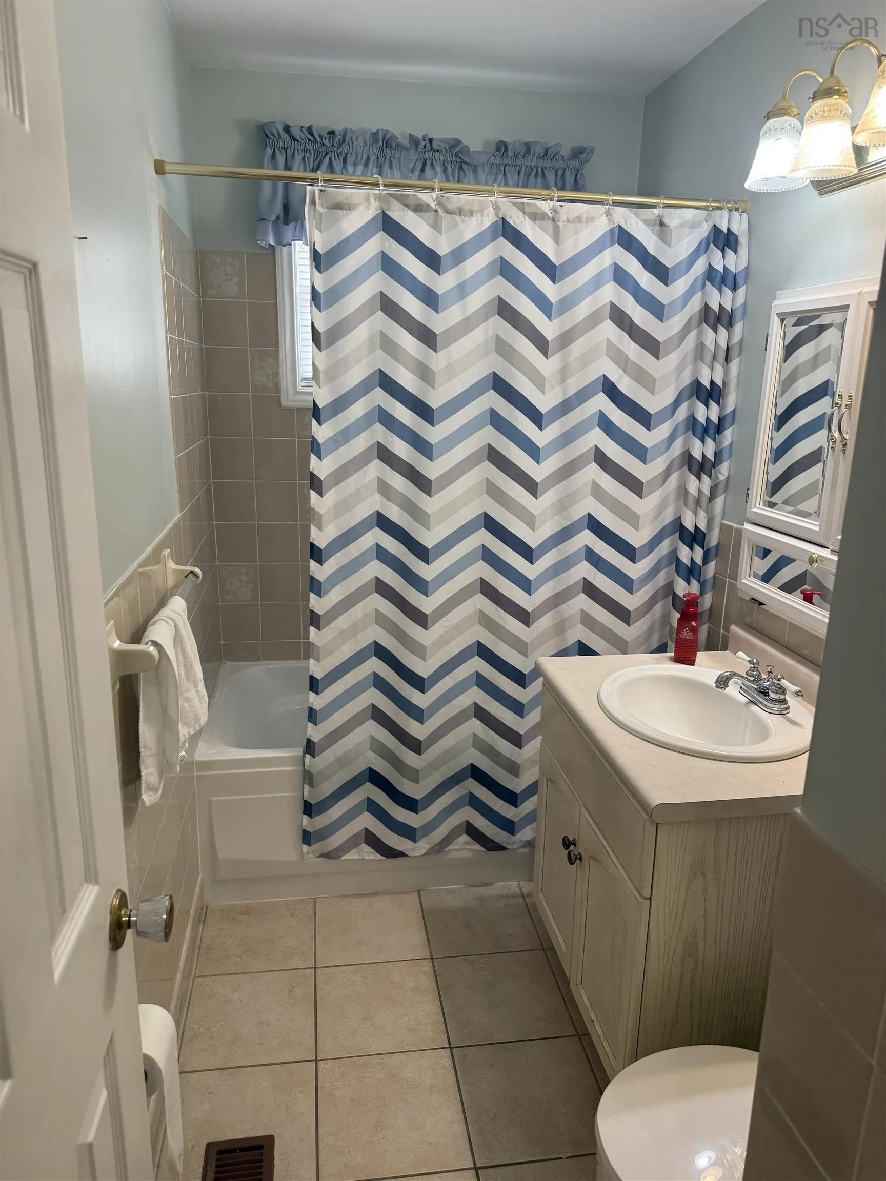 21 John Murray Drive, Enfield, NS B2T 1C9, 3 Bedrooms Bedrooms, ,1 BathroomBathrooms,Residential,For Sale,John Murray,202520468