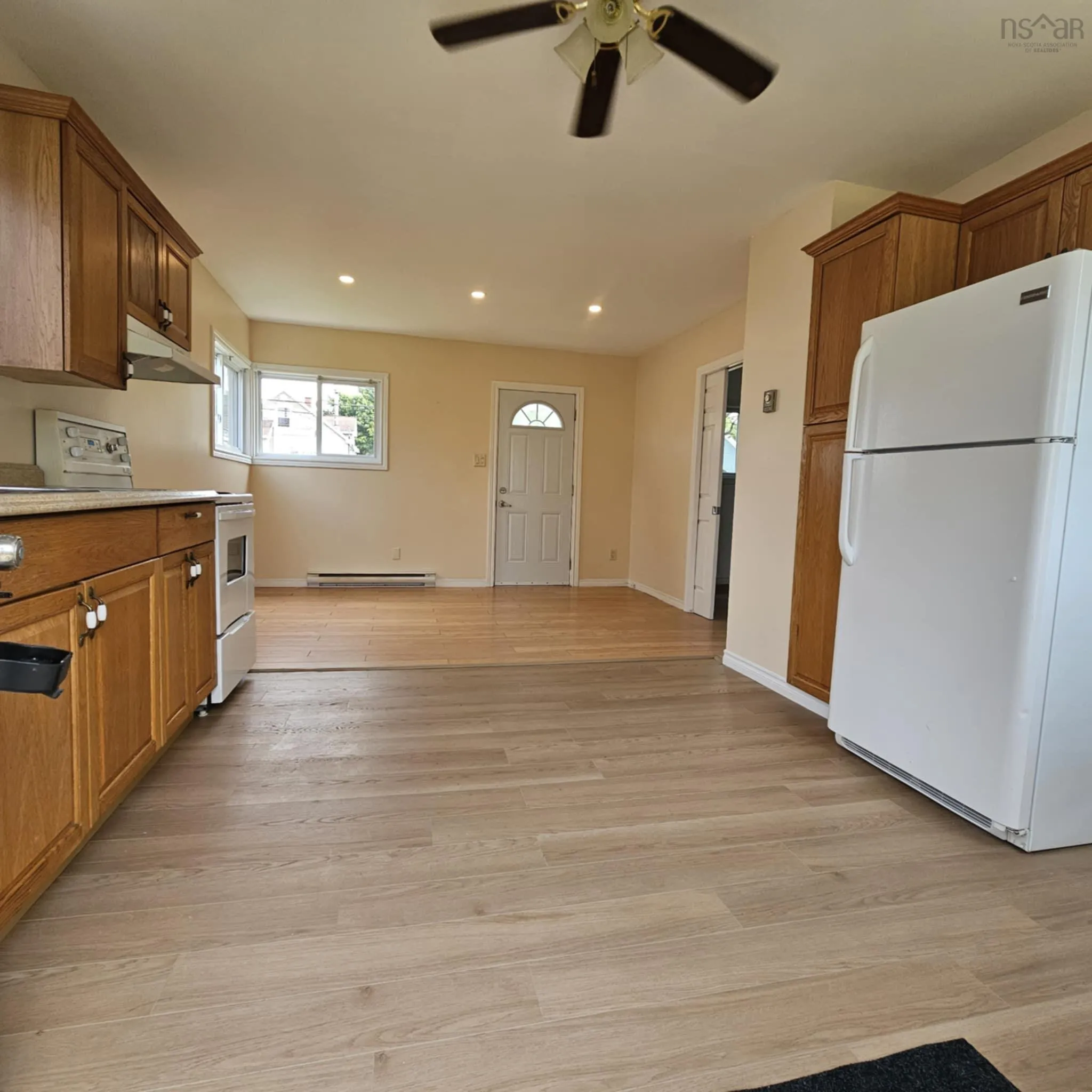 43 Colby Street, Sydney, NS B1P 3P9, 2 Bedrooms Bedrooms, ,2 BathroomsBathrooms,Residential,For Sale,Colby,202518623