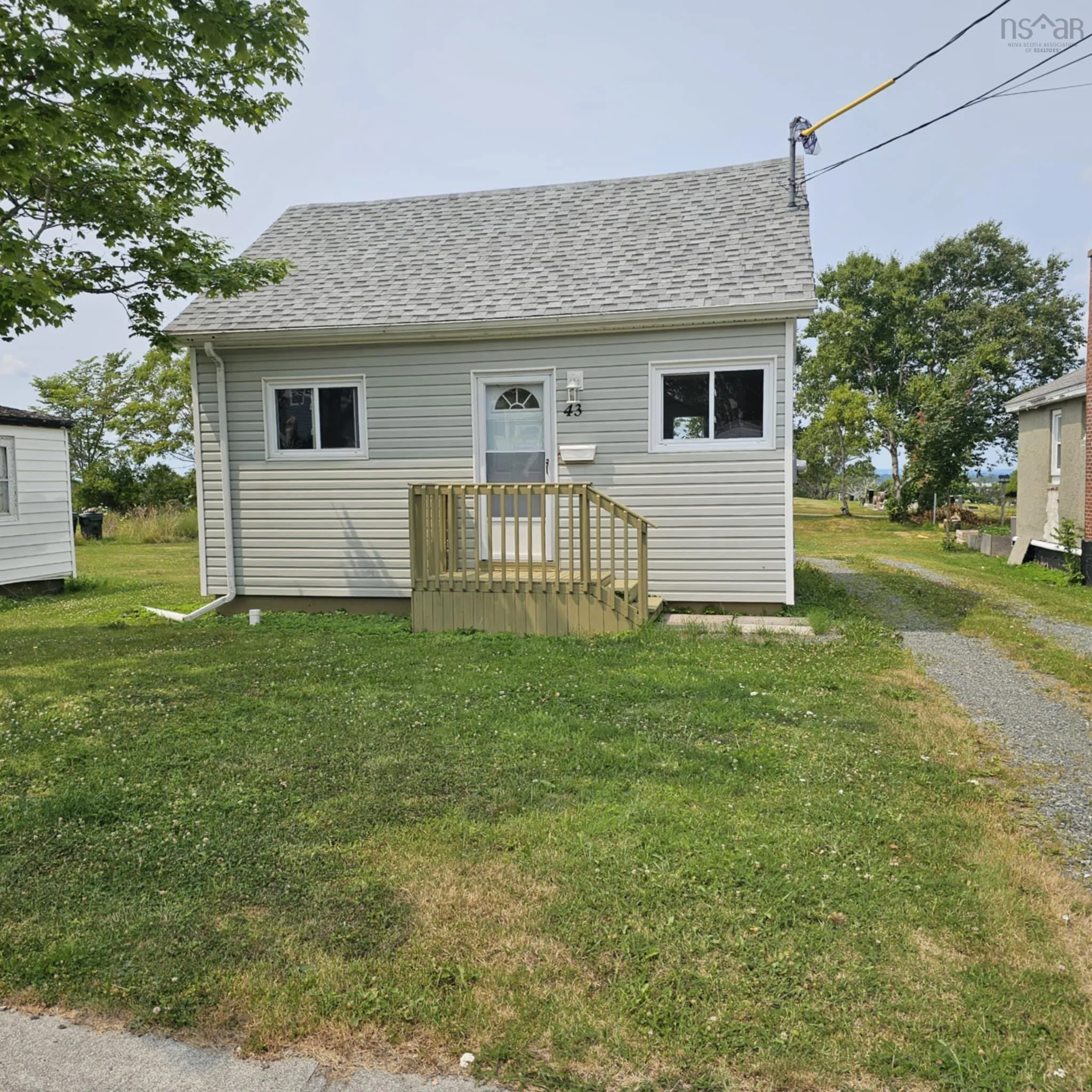 43 Colby Street, Sydney, NS B1P 3P9, 2 Bedrooms Bedrooms, ,2 BathroomsBathrooms,Residential,For Sale,Colby,202518623