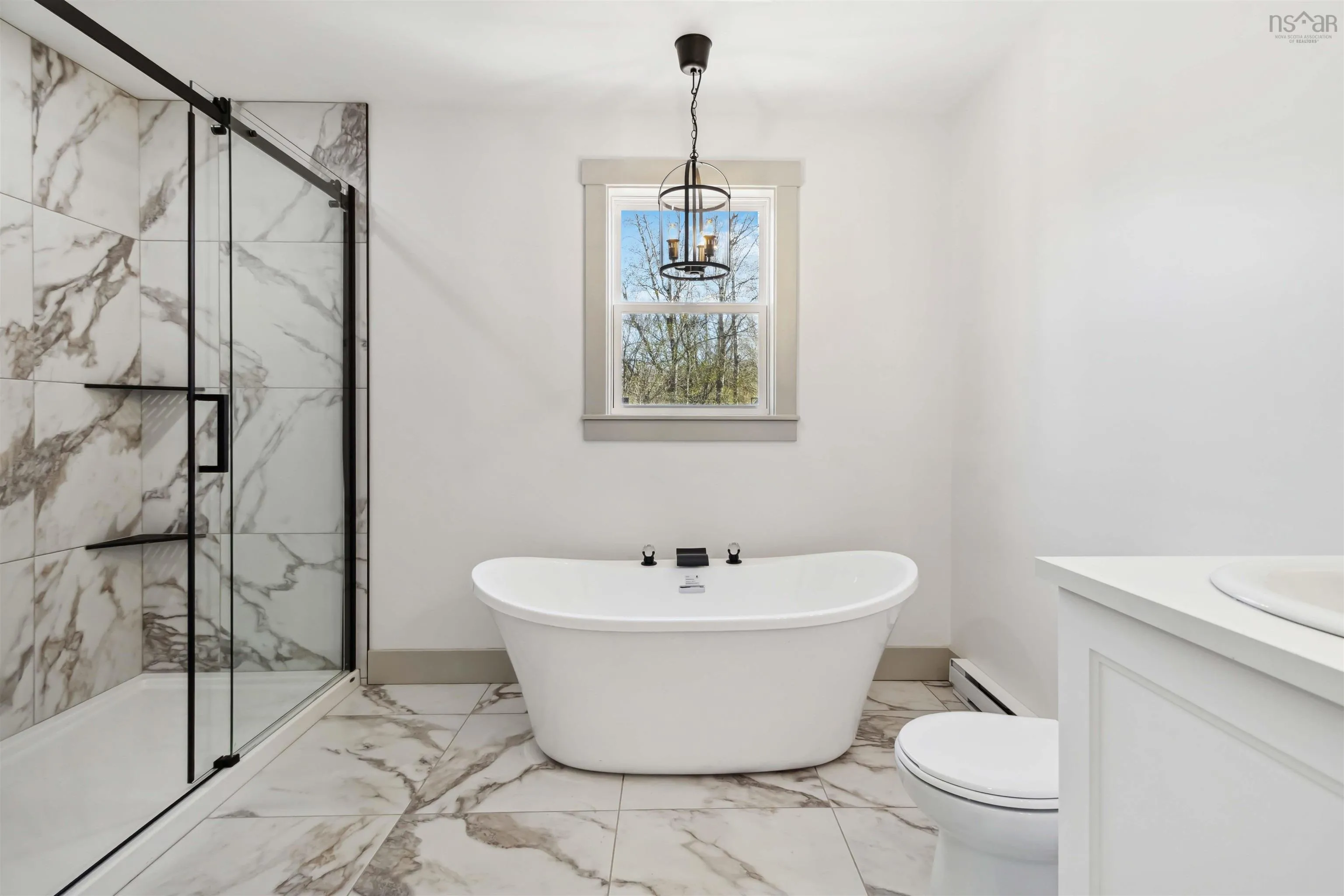 39 Robinson Road, Mill Village, NS B0N 2H0, 5 Bedrooms Bedrooms, ,2 BathroomsBathrooms,Residential,For Sale,Robinson,202521957