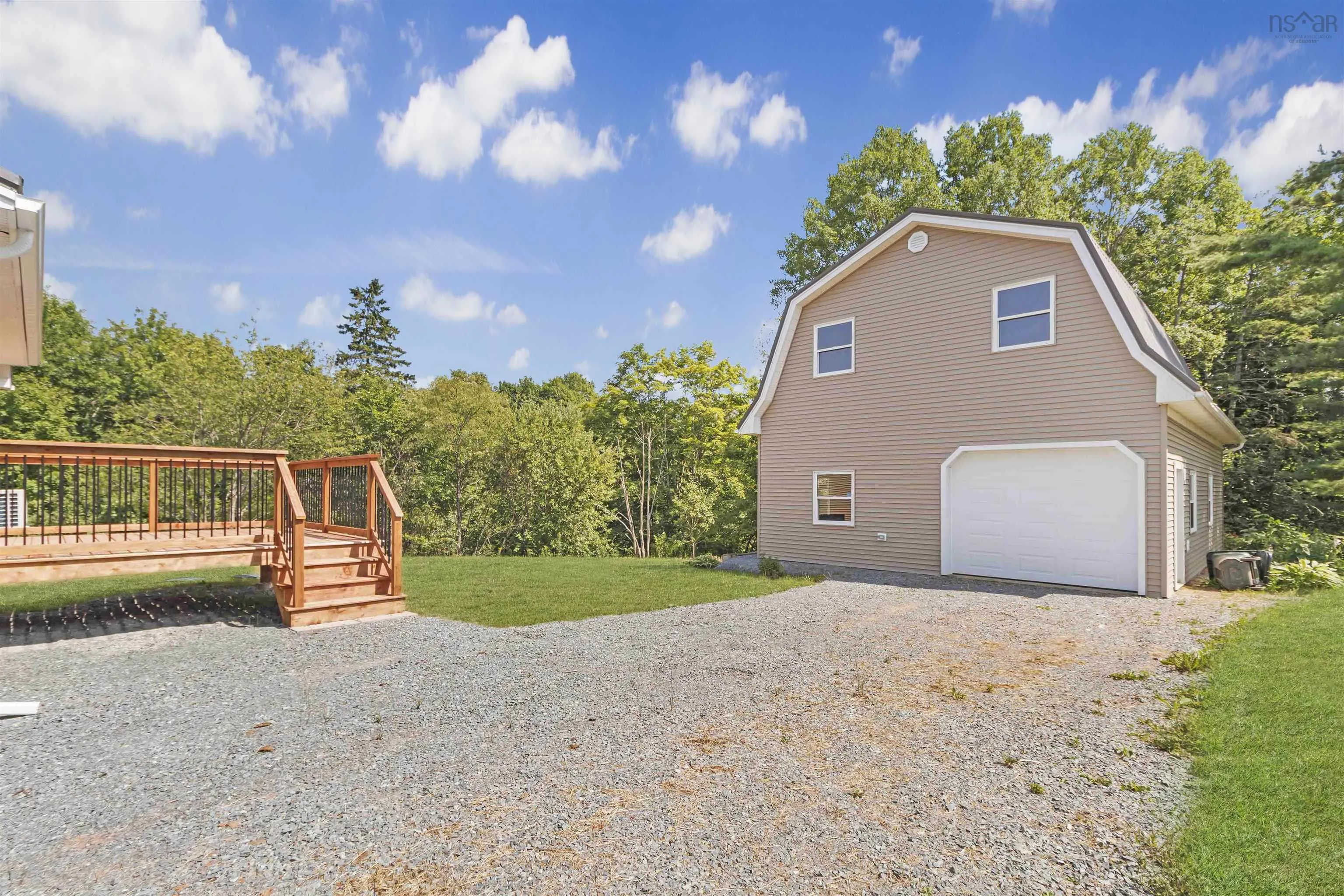 39 Robinson Road, Mill Village, NS B0N 2H0, 5 Bedrooms Bedrooms, ,2 BathroomsBathrooms,Residential,For Sale,Robinson,202521957
