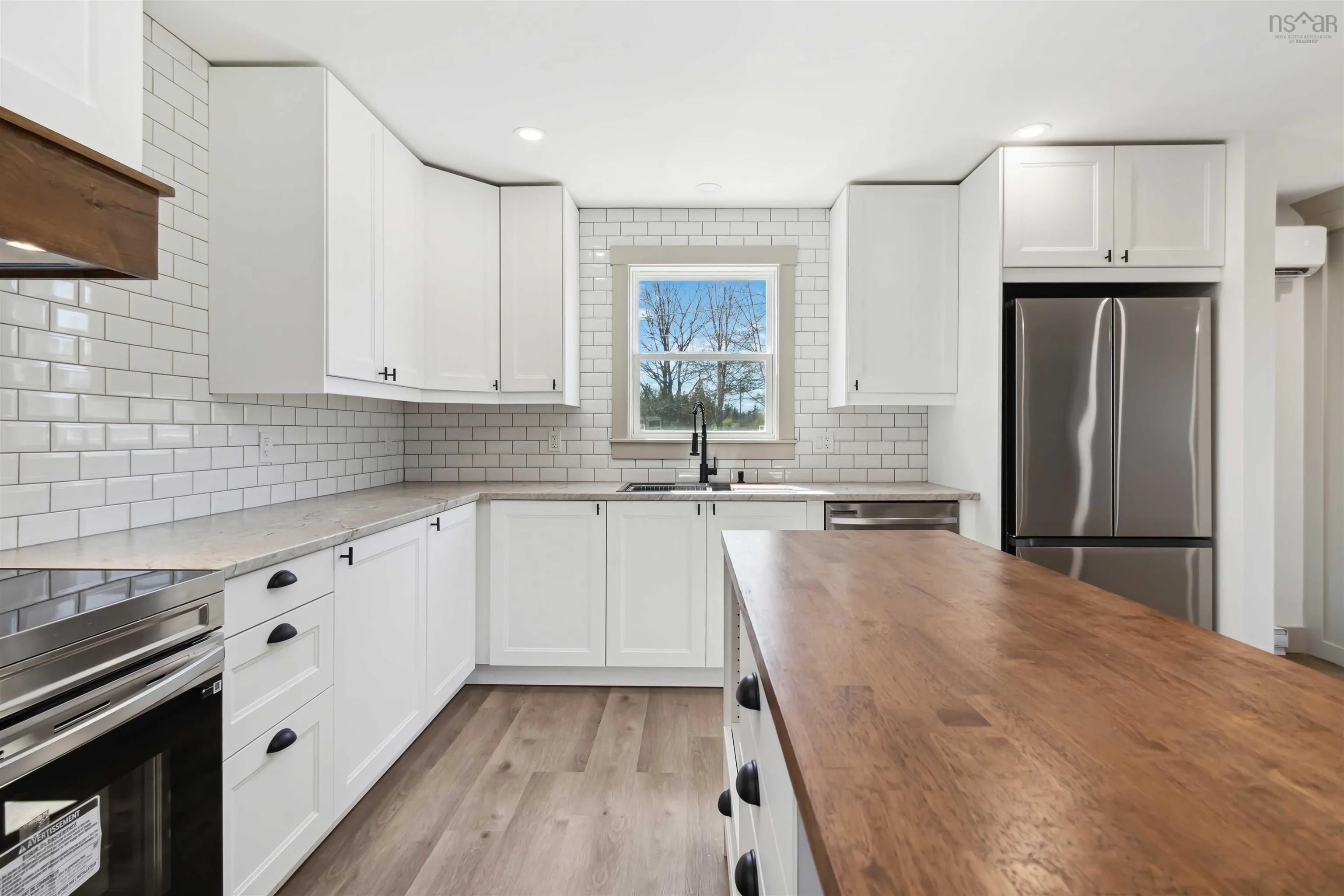 39 Robinson Road, Mill Village, NS B0N 2H0, 5 Bedrooms Bedrooms, ,2 BathroomsBathrooms,Residential,For Sale,Robinson,202521957