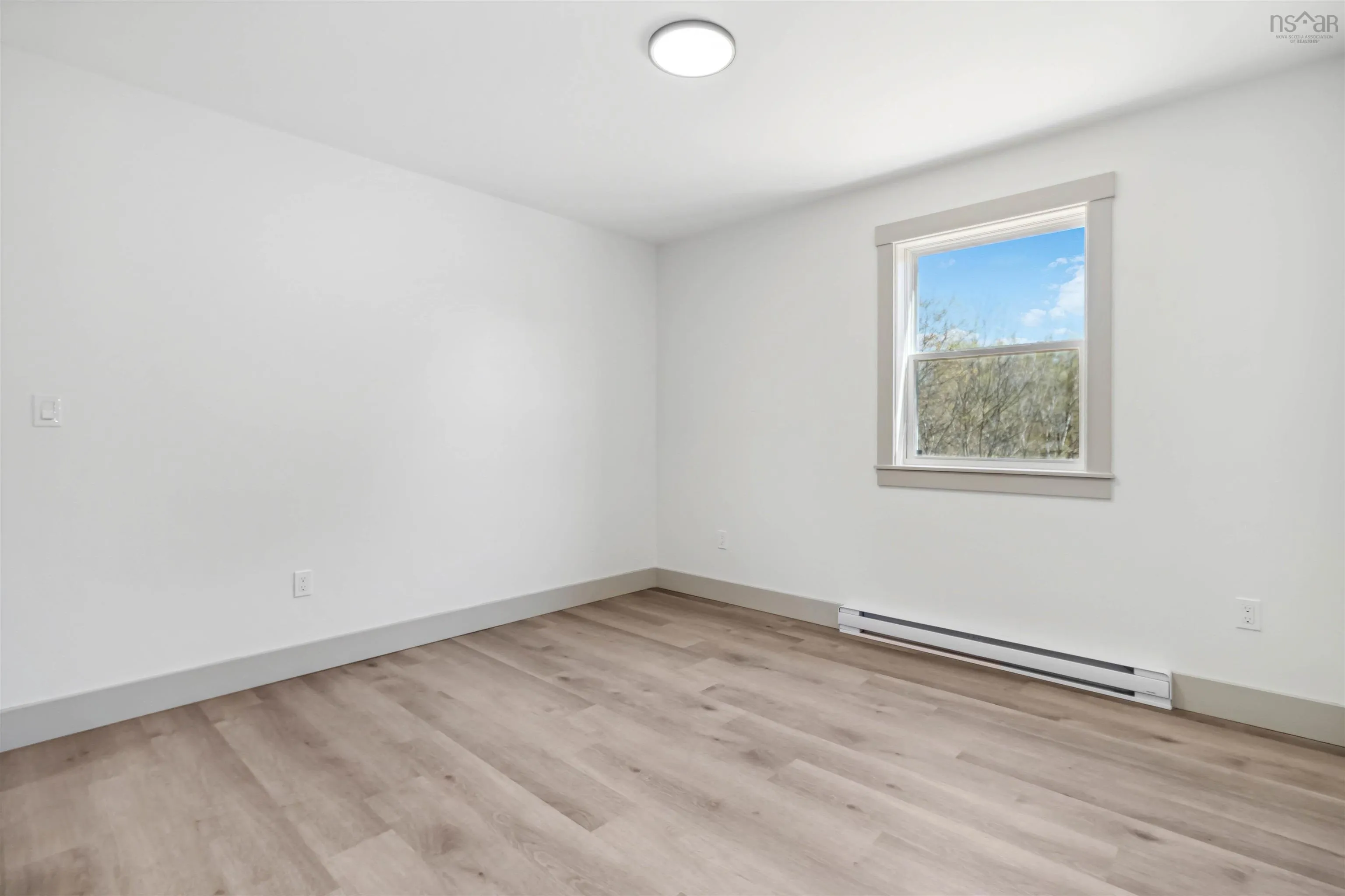 39 Robinson Road, Mill Village, NS B0N 2H0, 5 Bedrooms Bedrooms, ,2 BathroomsBathrooms,Residential,For Sale,Robinson,202521957