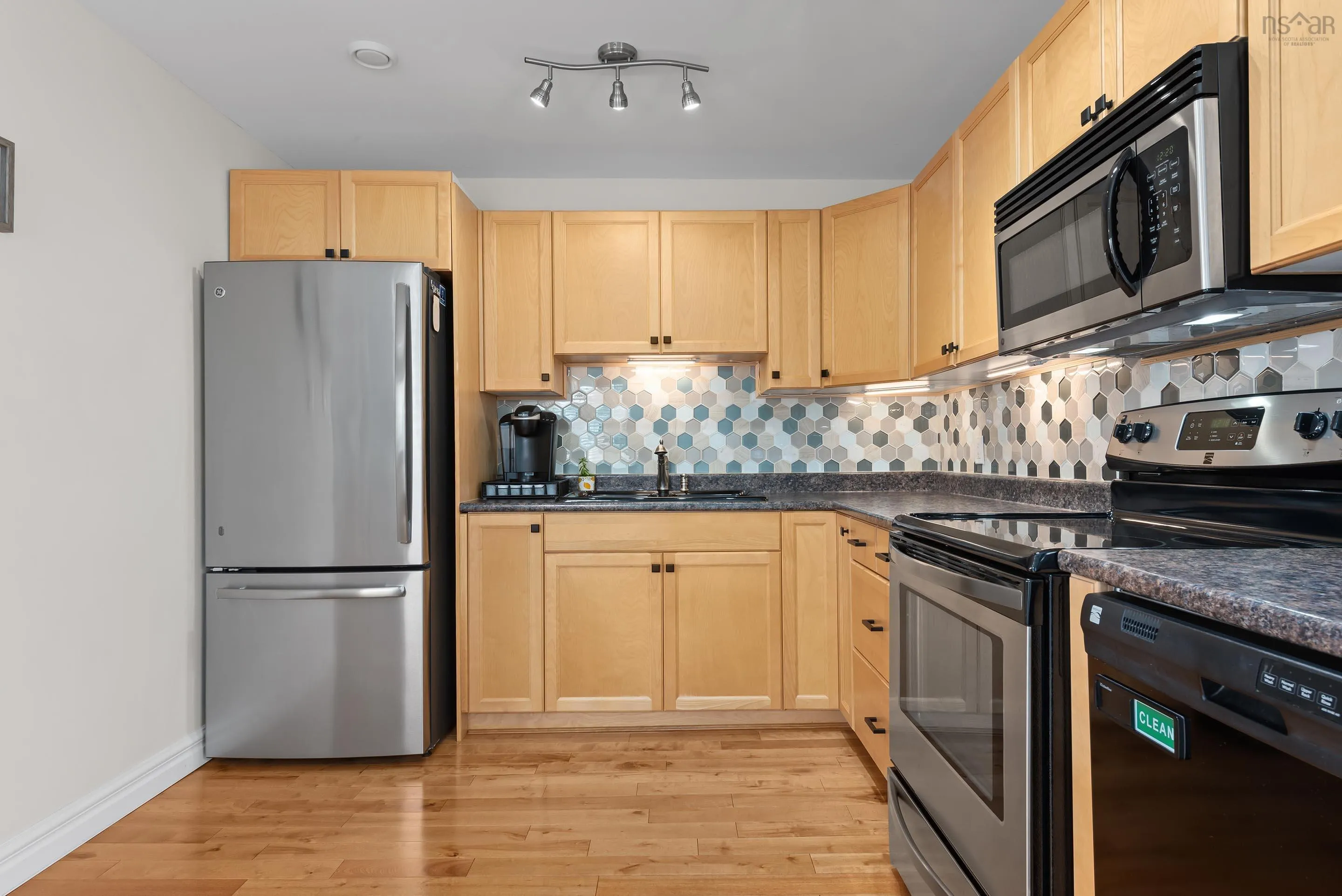 757 Ketch Harbour Road, Portuguese Cove, NS B3V 1K2, 3 Bedrooms Bedrooms, ,2 BathroomsBathrooms,Residential,For Sale,Ketch Harbour,202522314