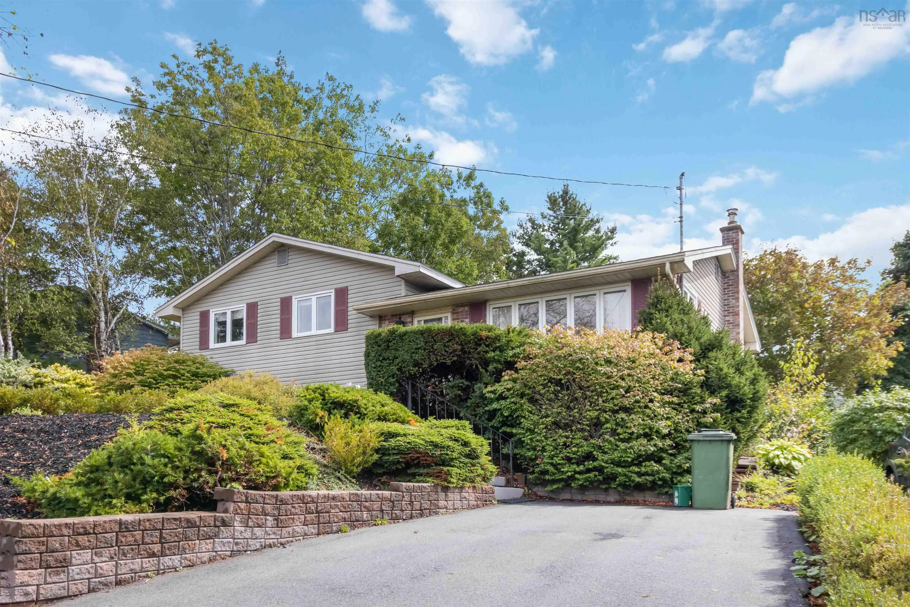 39 Gourok Avenue, Dartmouth, NS B2X 2B1, 3 Bedrooms Bedrooms, ,2 BathroomsBathrooms,Residential,For Sale,Gourok,202522786