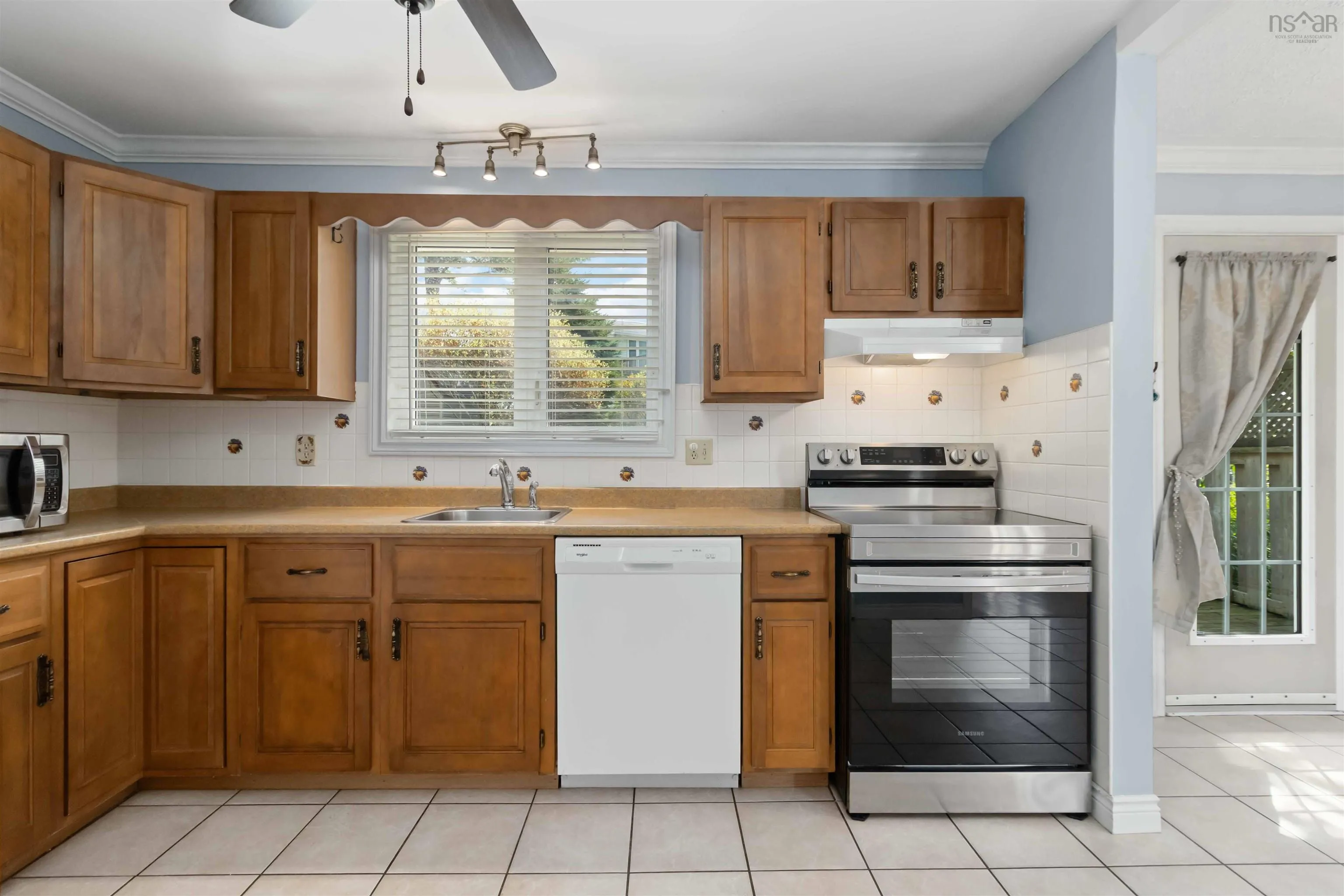 39 Gourok Avenue, Dartmouth, NS B2X 2B1, 3 Bedrooms Bedrooms, ,2 BathroomsBathrooms,Residential,For Sale,Gourok,202522786