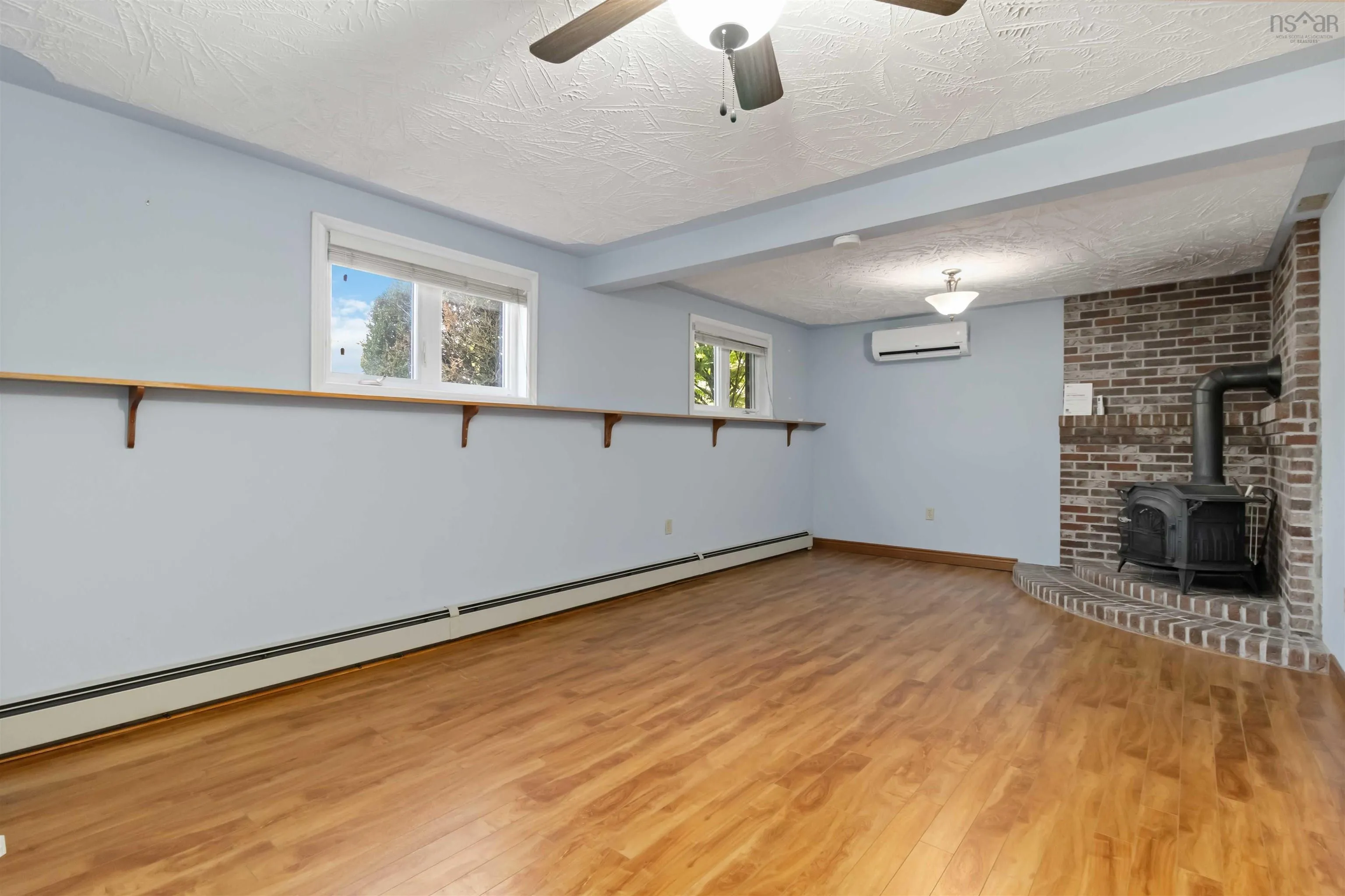 39 Gourok Avenue, Dartmouth, NS B2X 2B1, 3 Bedrooms Bedrooms, ,2 BathroomsBathrooms,Residential,For Sale,Gourok,202522786