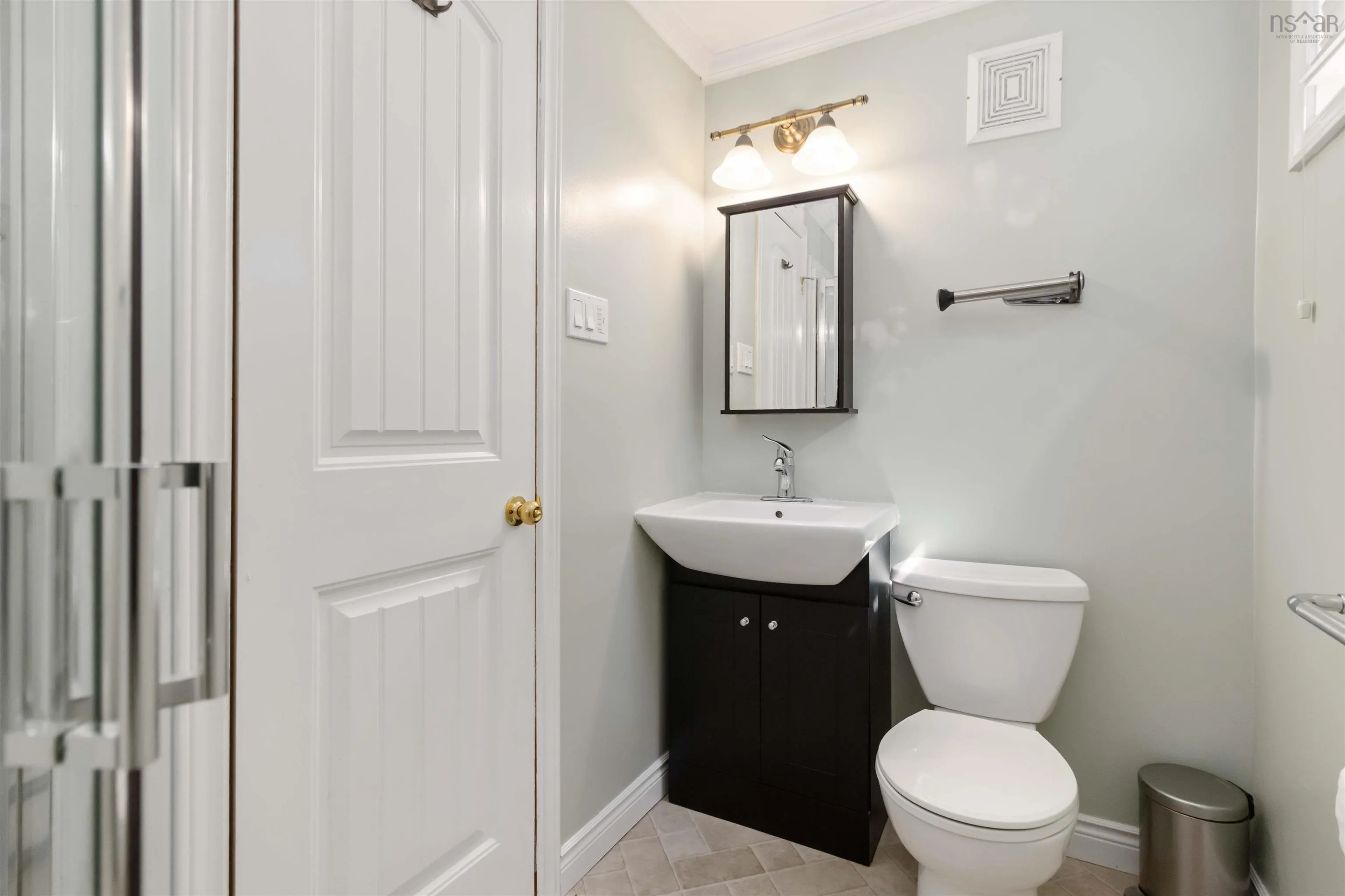 39 Gourok Avenue, Dartmouth, NS B2X 2B1, 3 Bedrooms Bedrooms, ,2 BathroomsBathrooms,Residential,For Sale,Gourok,202522786