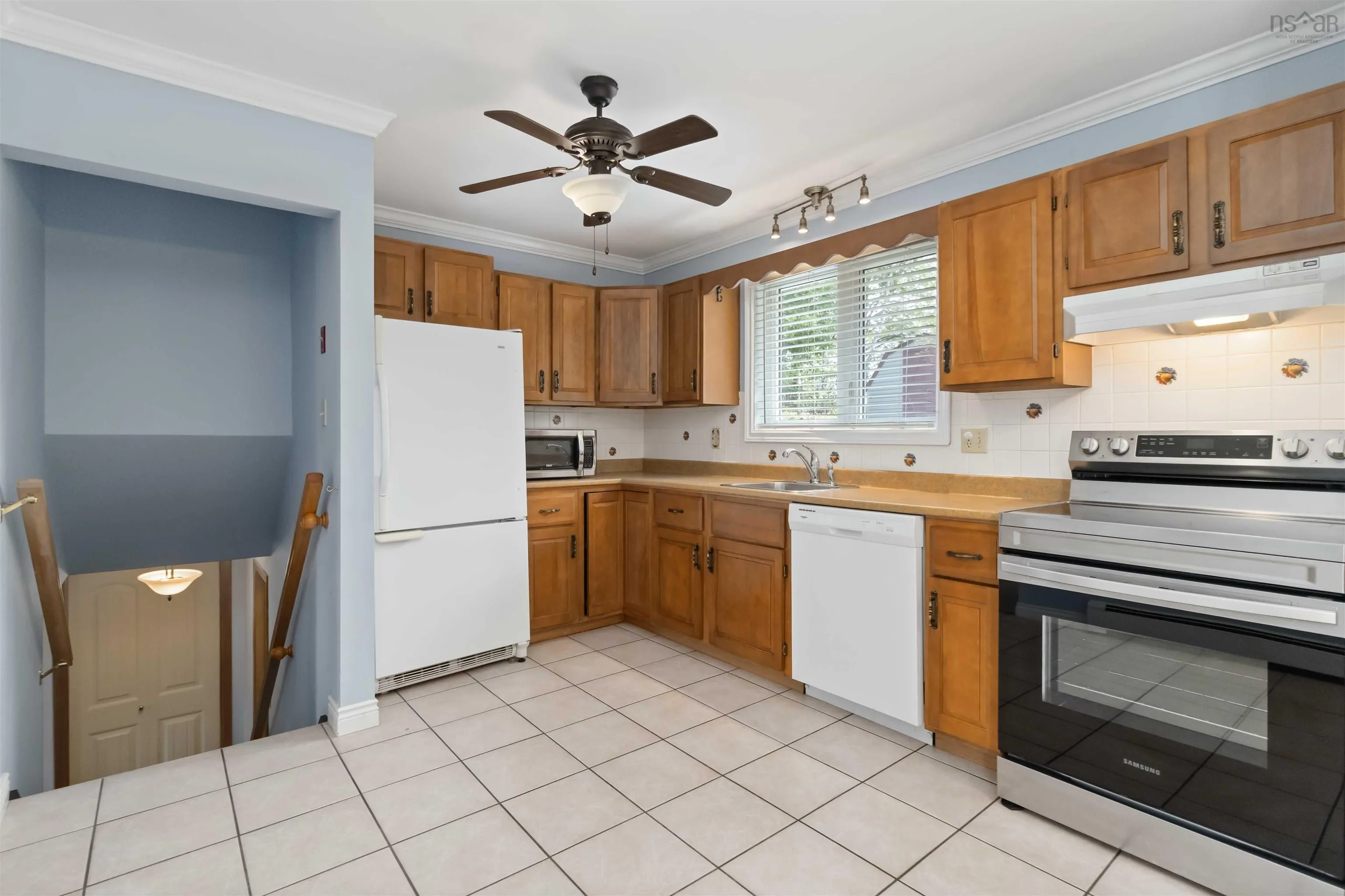 39 Gourok Avenue, Dartmouth, NS B2X 2B1, 3 Bedrooms Bedrooms, ,2 BathroomsBathrooms,Residential,For Sale,Gourok,202522786