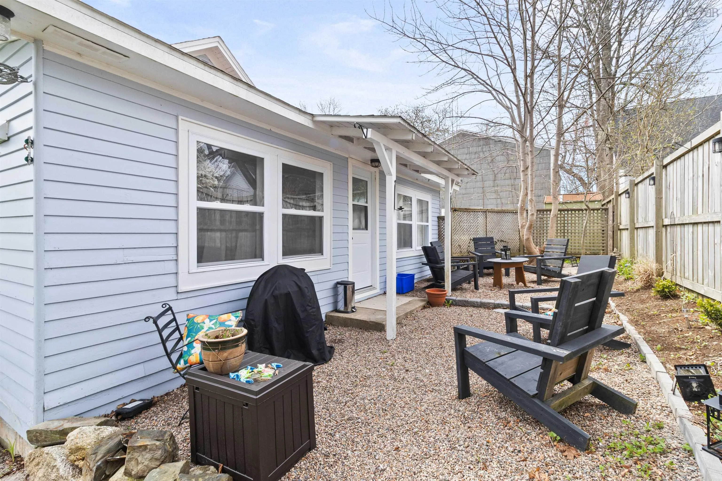 89&93 Queen Street, Chester, NS B0J 1J0, 4 Bedrooms Bedrooms, ,1 BathroomBathrooms,Residential,For Sale,Queen,202510386