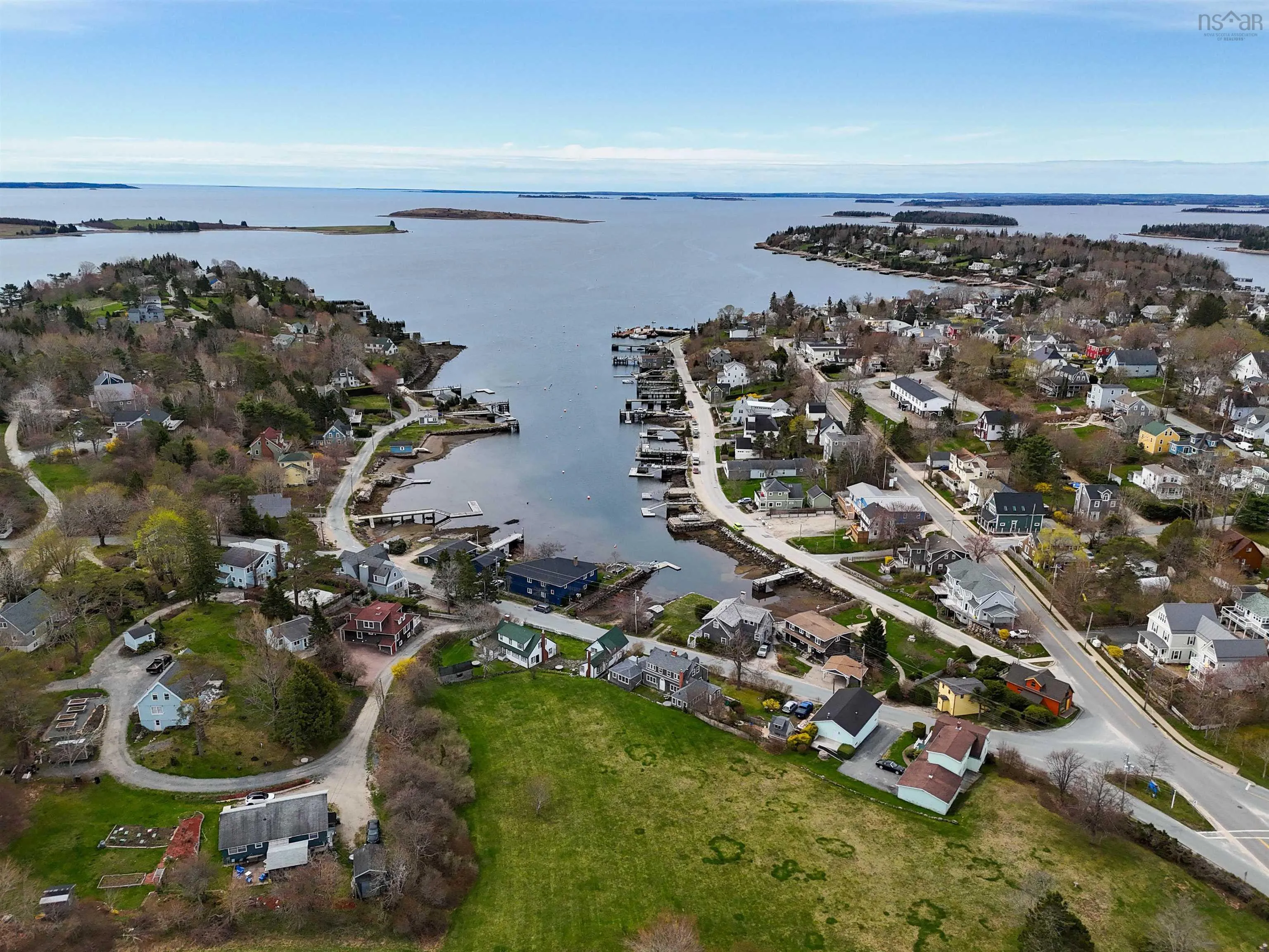 89&93 Queen Street, Chester, NS B0J 1J0, 4 Bedrooms Bedrooms, ,1 BathroomBathrooms,Residential,For Sale,Queen,202510386