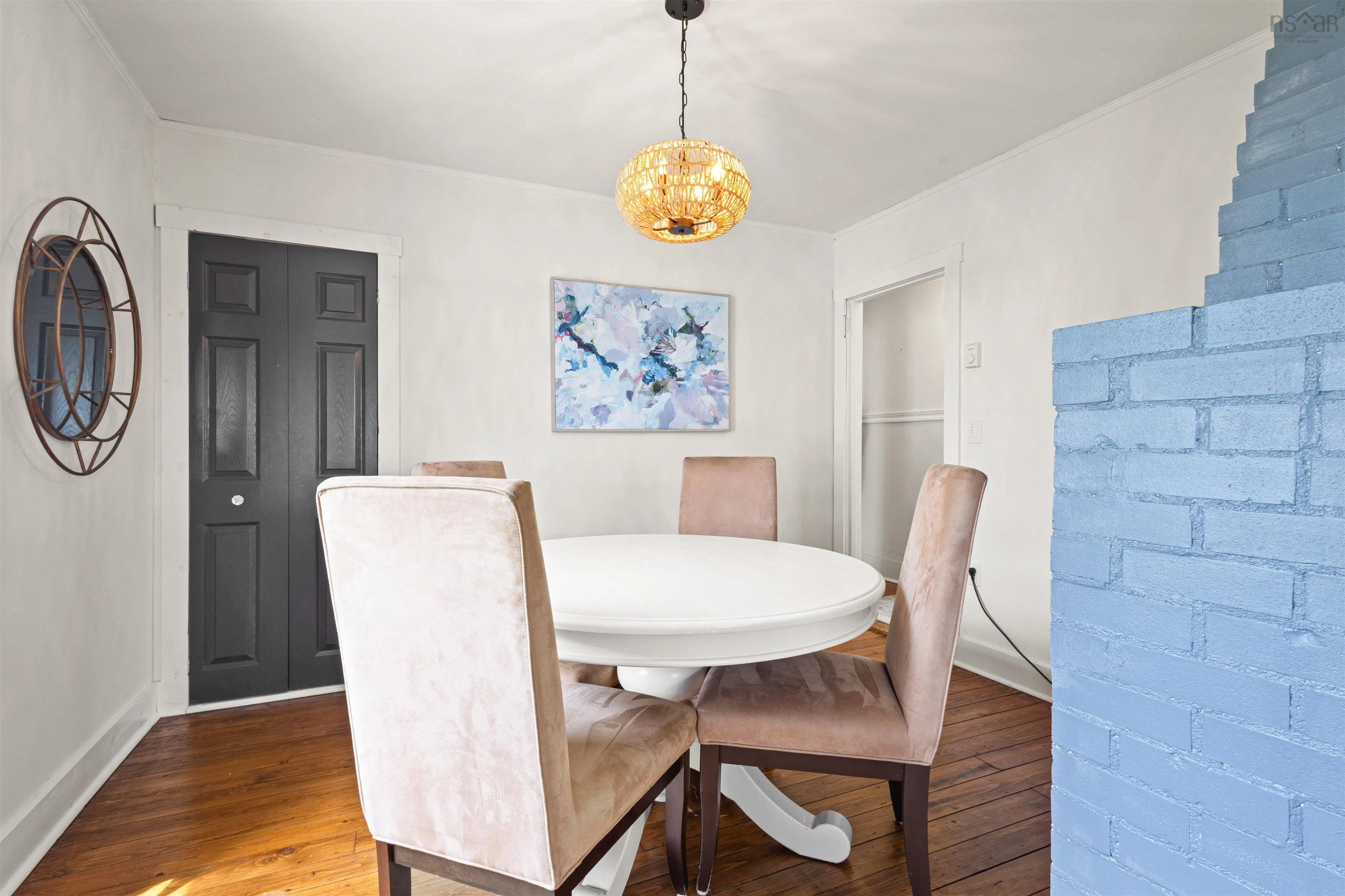 89&93 Queen Street, Chester, NS B0J 1J0, 4 Bedrooms Bedrooms, ,1 BathroomBathrooms,Residential,For Sale,Queen,202510386