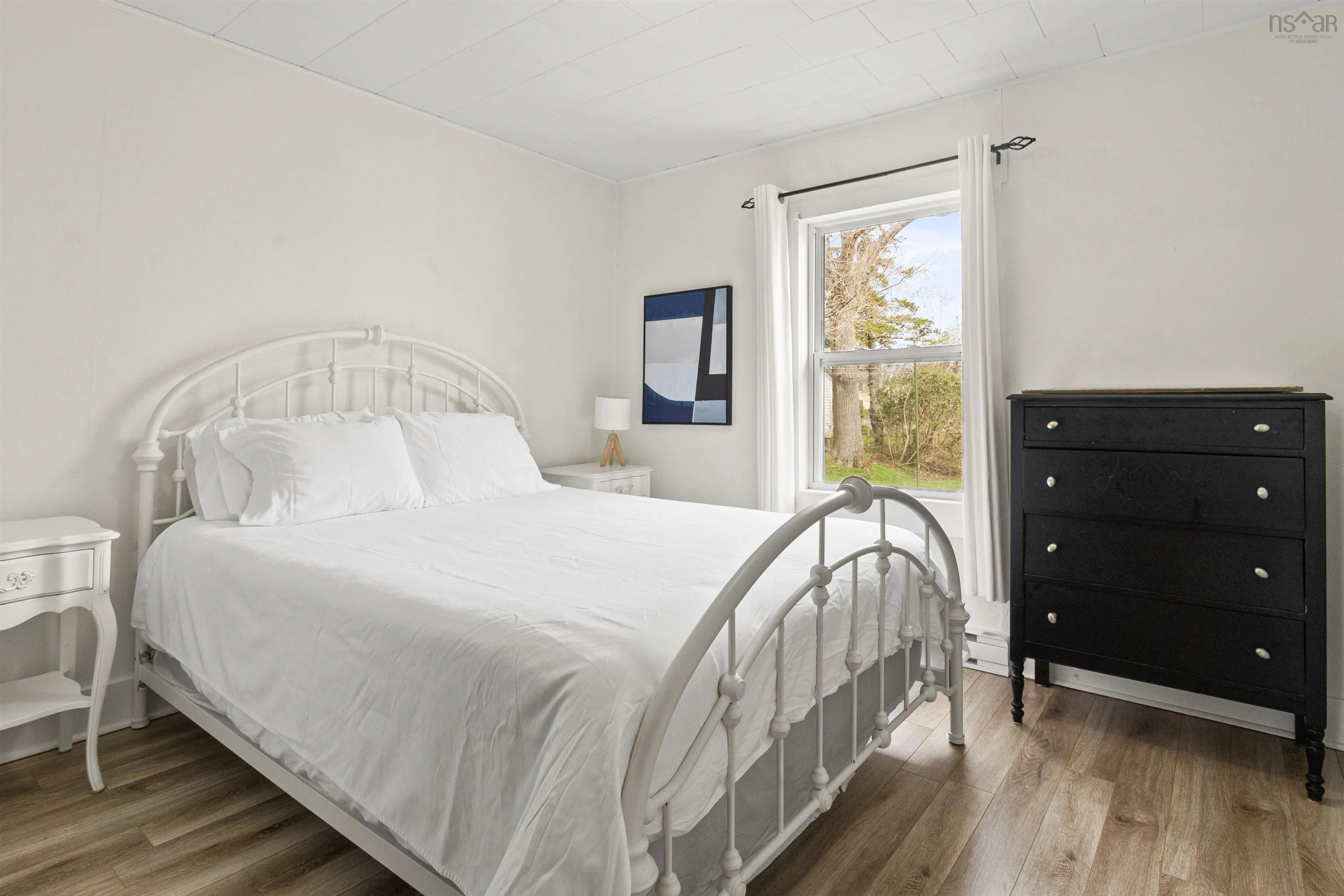 89&93 Queen Street, Chester, NS B0J 1J0, 4 Bedrooms Bedrooms, ,1 BathroomBathrooms,Residential,For Sale,Queen,202510386