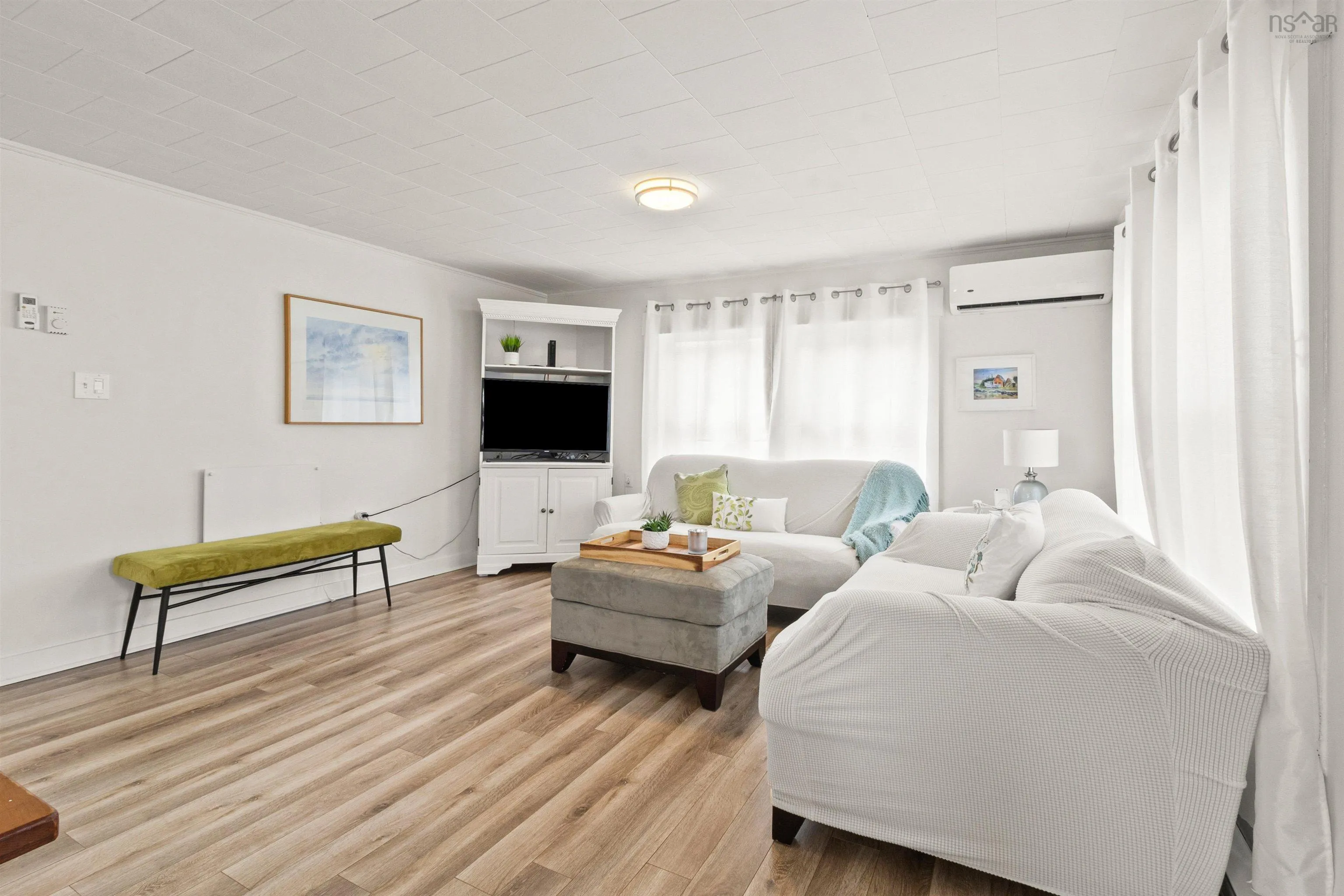 89&93 Queen Street, Chester, NS B0J 1J0, 4 Bedrooms Bedrooms, ,1 BathroomBathrooms,Residential,For Sale,Queen,202510386