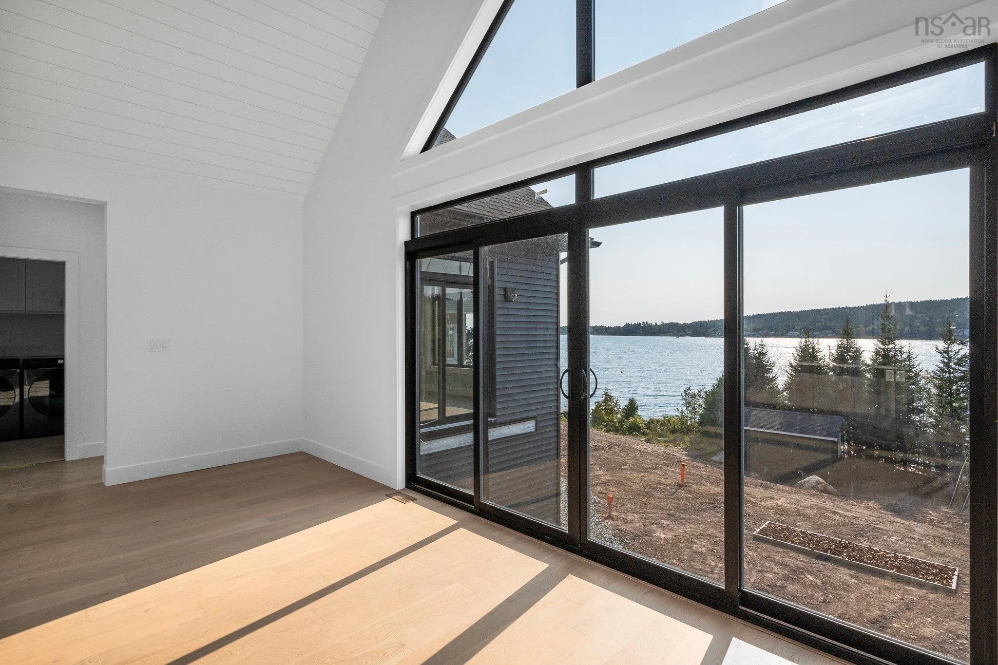 7410 St Margarets Bay Road, Boutiliers Point Ns B3z 1s6, 4 Bedrooms Bedrooms, ,3 BathroomsBathrooms,Residential,For Sale,St Margarets Bay,202509960